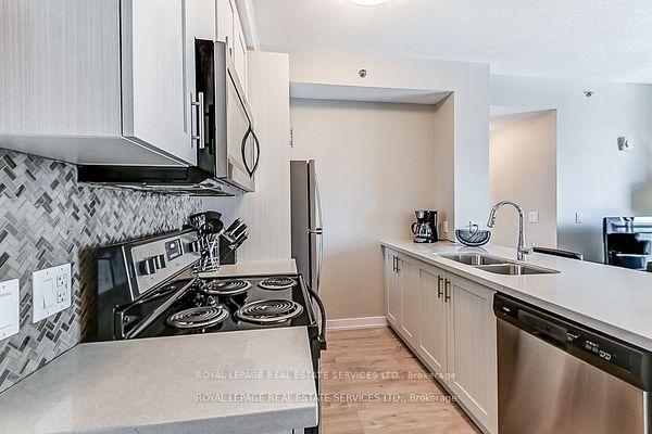 Photo 6 of Unit 503, 2490 Old Bronte Road, Oakville, Westmount — HOMEH