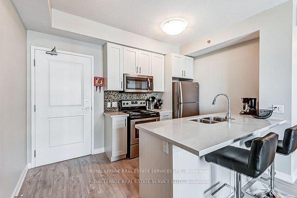 Photo 7 of Unit 503, 2490 Old Bronte Road, Oakville, Westmount — HOMEH