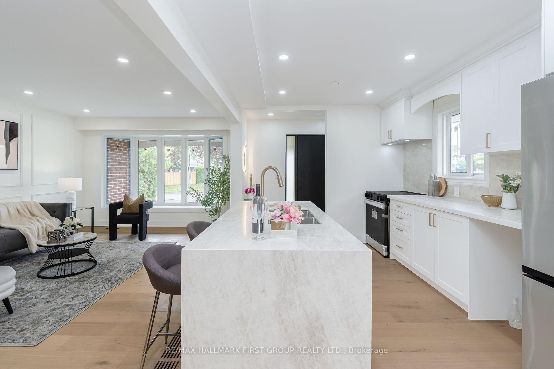 Photo 6 of 969 Applegrove Avenue, Oshawa, Donevan — HOMEH