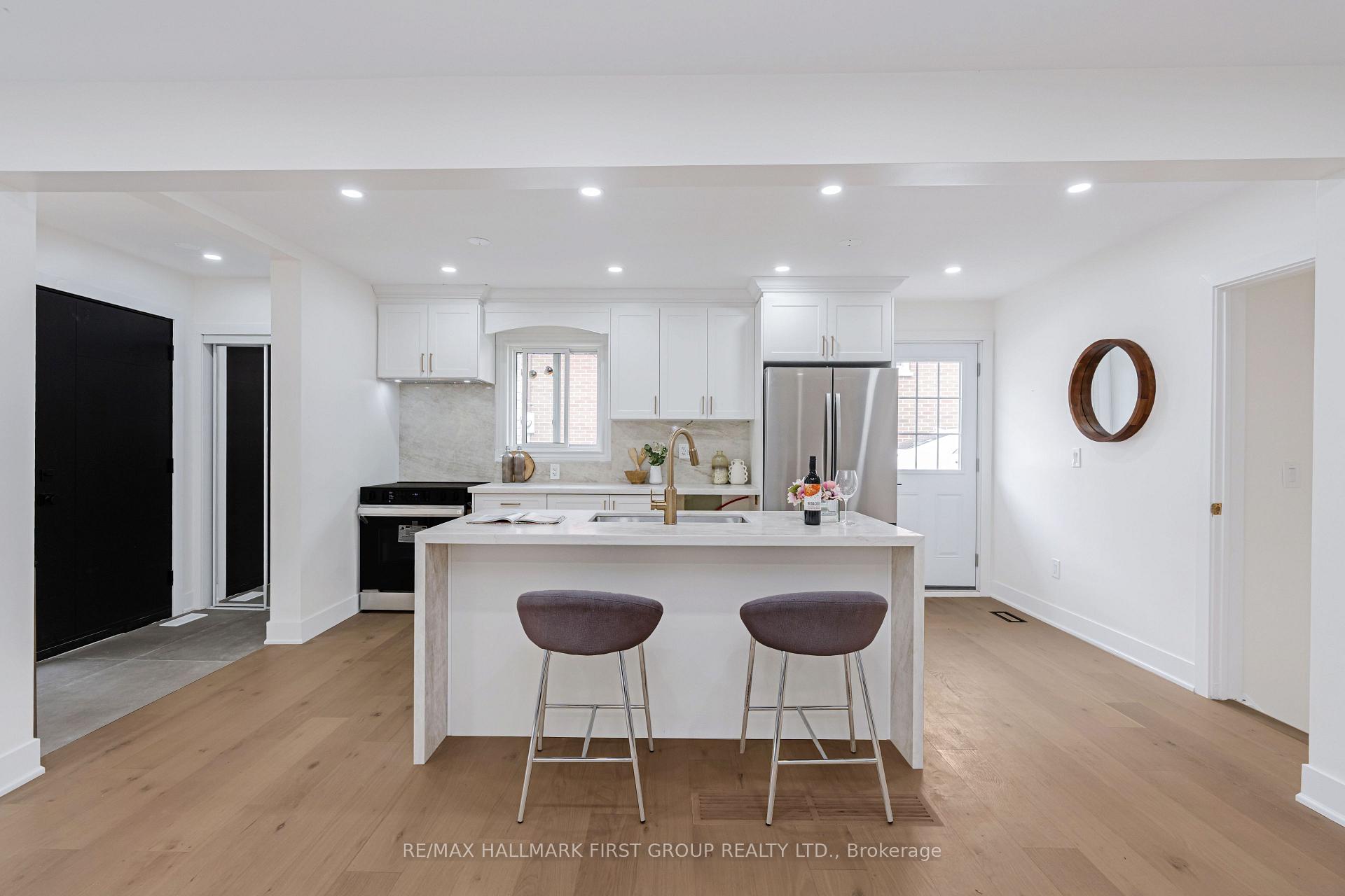 Photo 9 of 969 Applegrove Avenue, Oshawa, Donevan — HOMEH