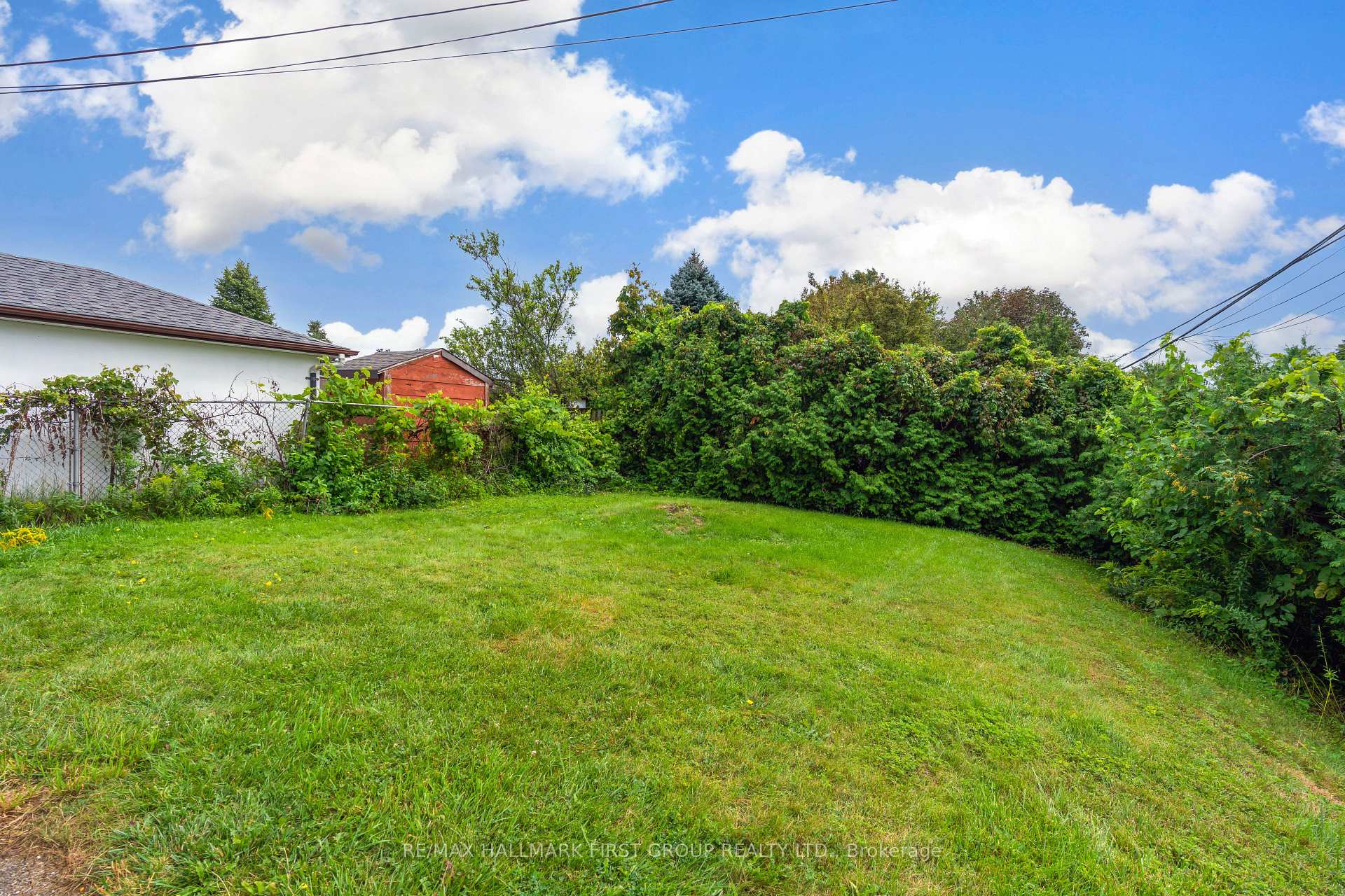 Photo 30 of 969 Applegrove Avenue, Oshawa, Donevan — HOMEH