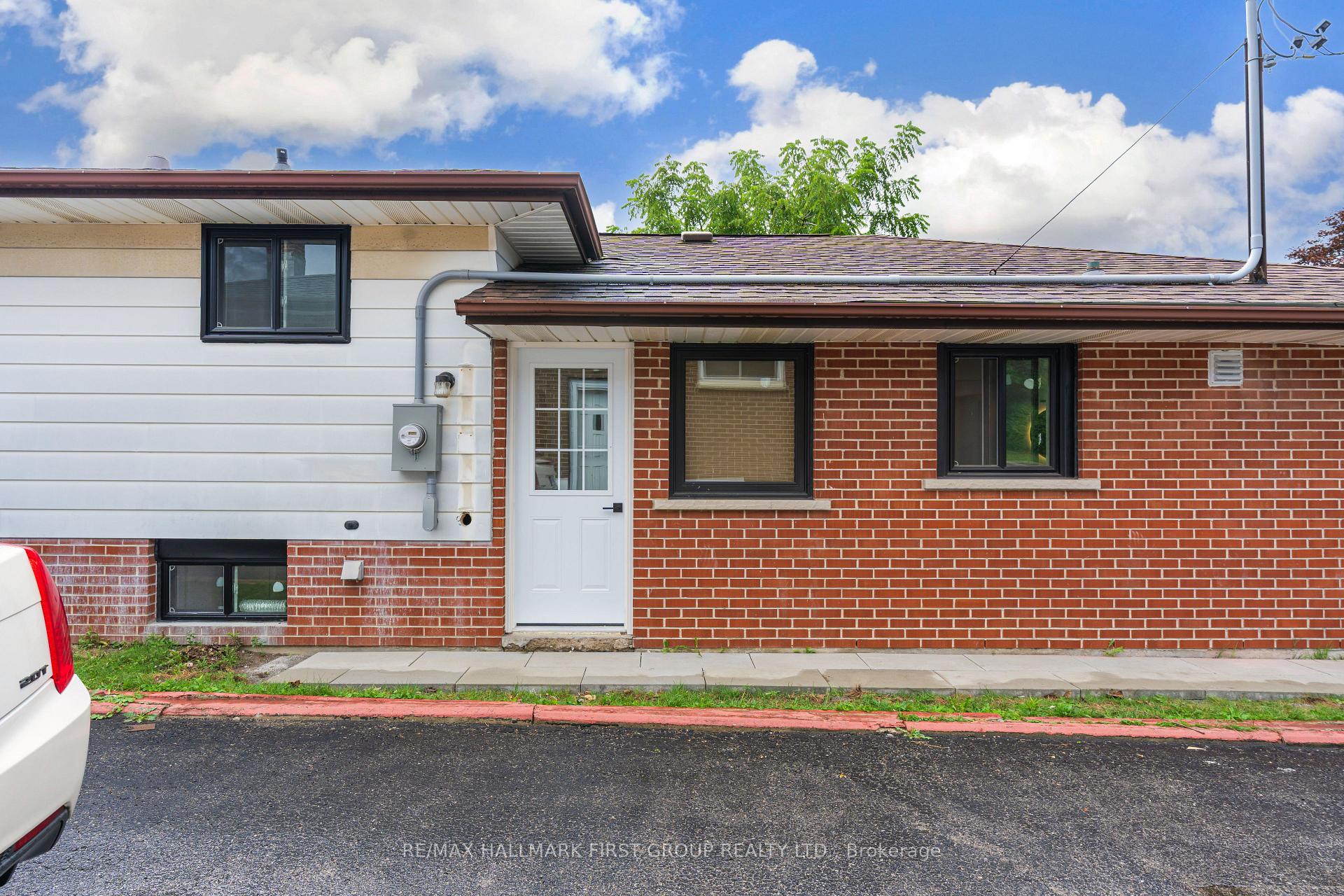 Photo 35 of 969 Applegrove Avenue, Oshawa, Donevan — HOMEH