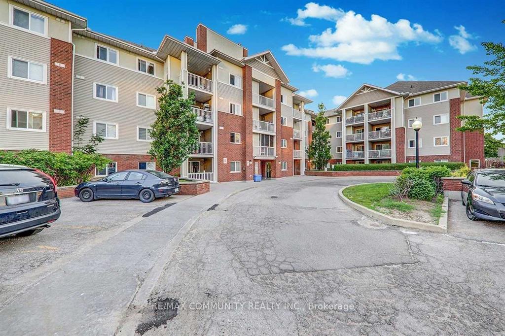 Photo 2 of Unit 214, 5235 Finch Avenue E, Scarborough, Agincourt North — HOMEH