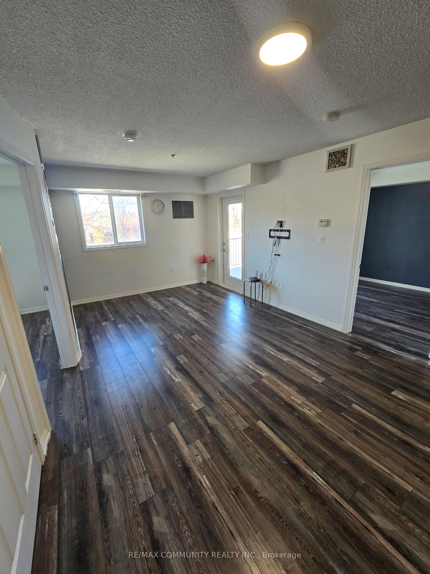 Photo 9 of Unit 214, 5235 Finch Avenue E, Scarborough, Agincourt North — HOMEH