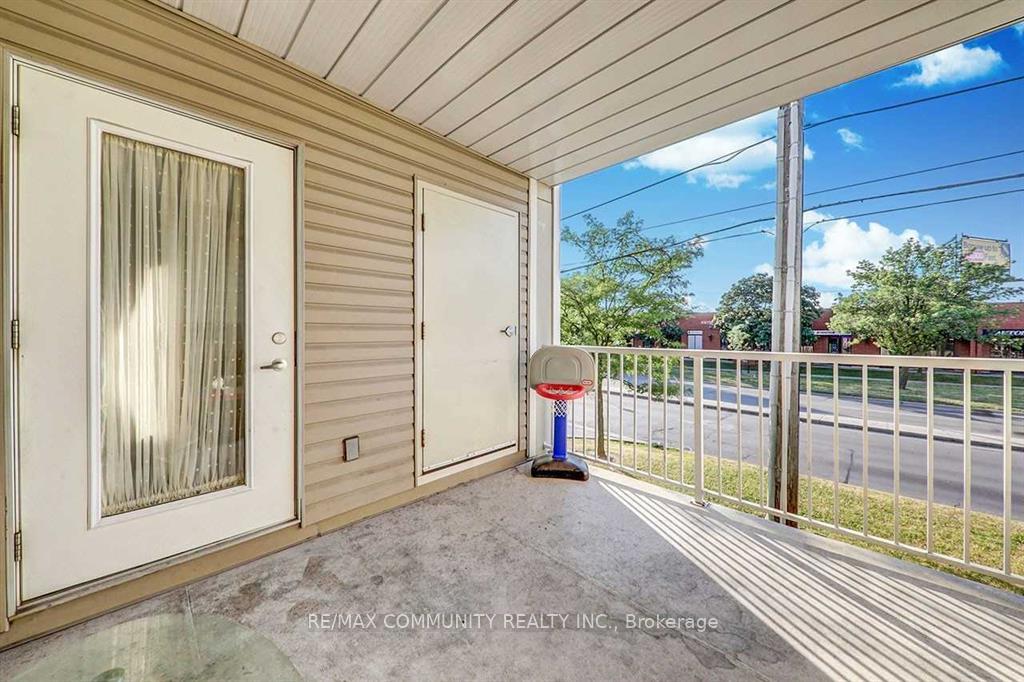Photo 13 of Unit 214, 5235 Finch Avenue E, Scarborough, Agincourt North — HOMEH