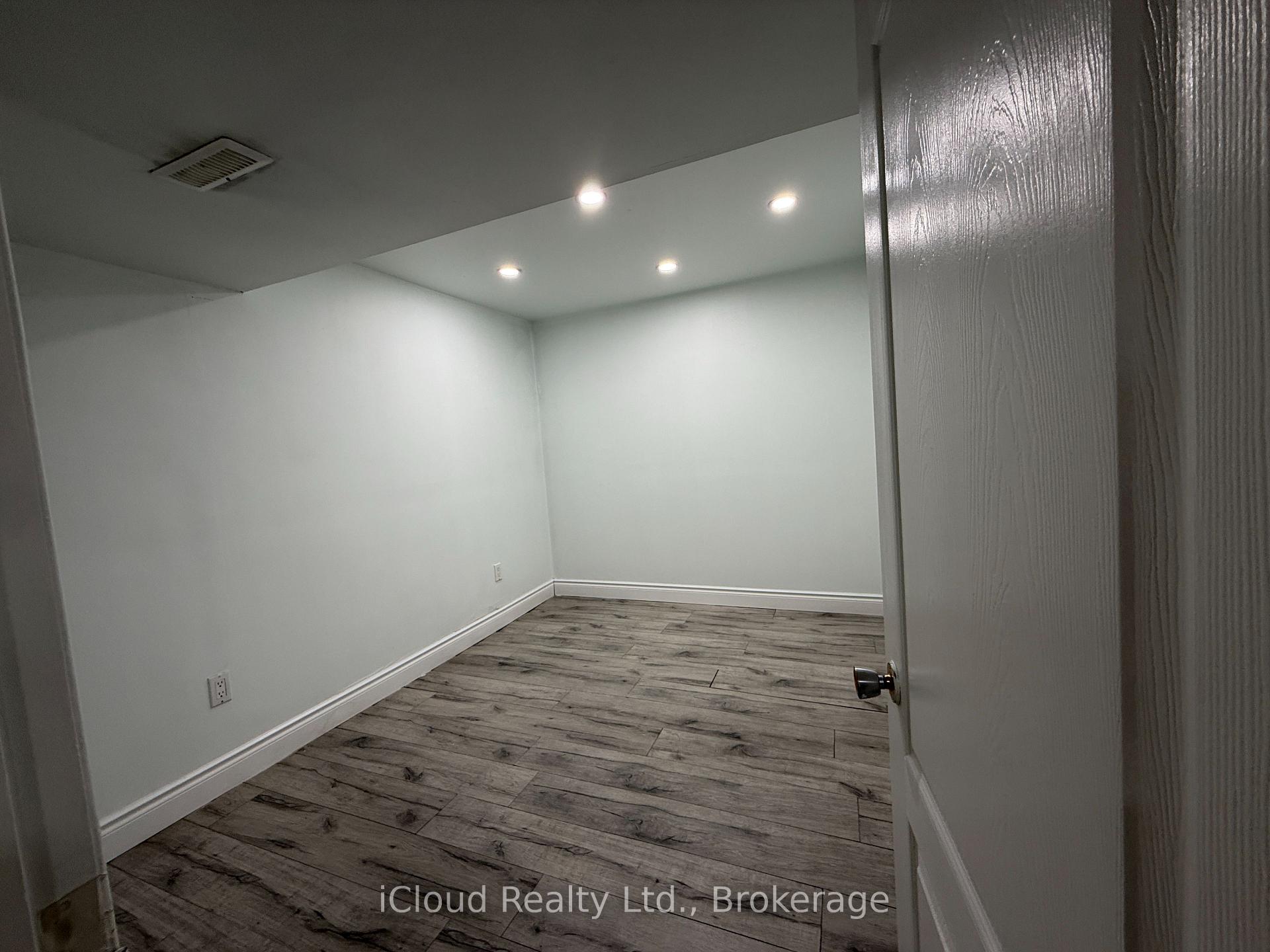 Photo 7 of Unit Basement, 41 Manitou Crescent N, Brampton, Central Park — HOMEH