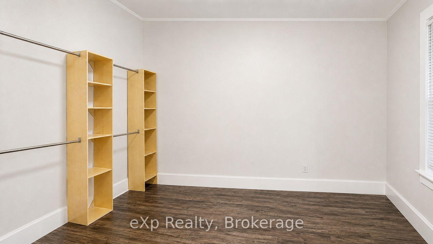 Photo 5 of 238 Elizabeth Street, Guelph, St. Patrick's Ward — HOMEH