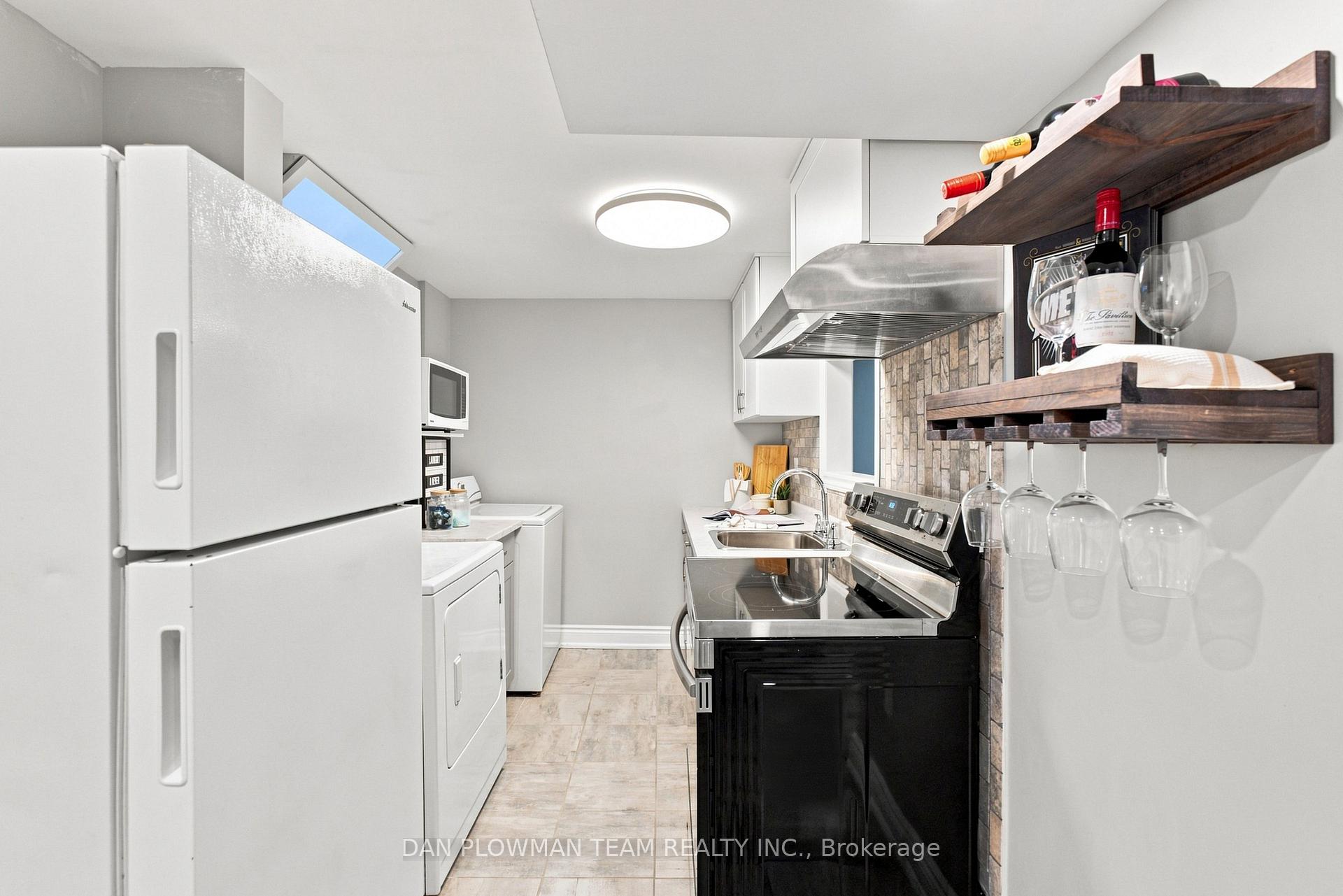 Photo 24 of 86 Barnes Drive, Ajax, Central — HOMEH