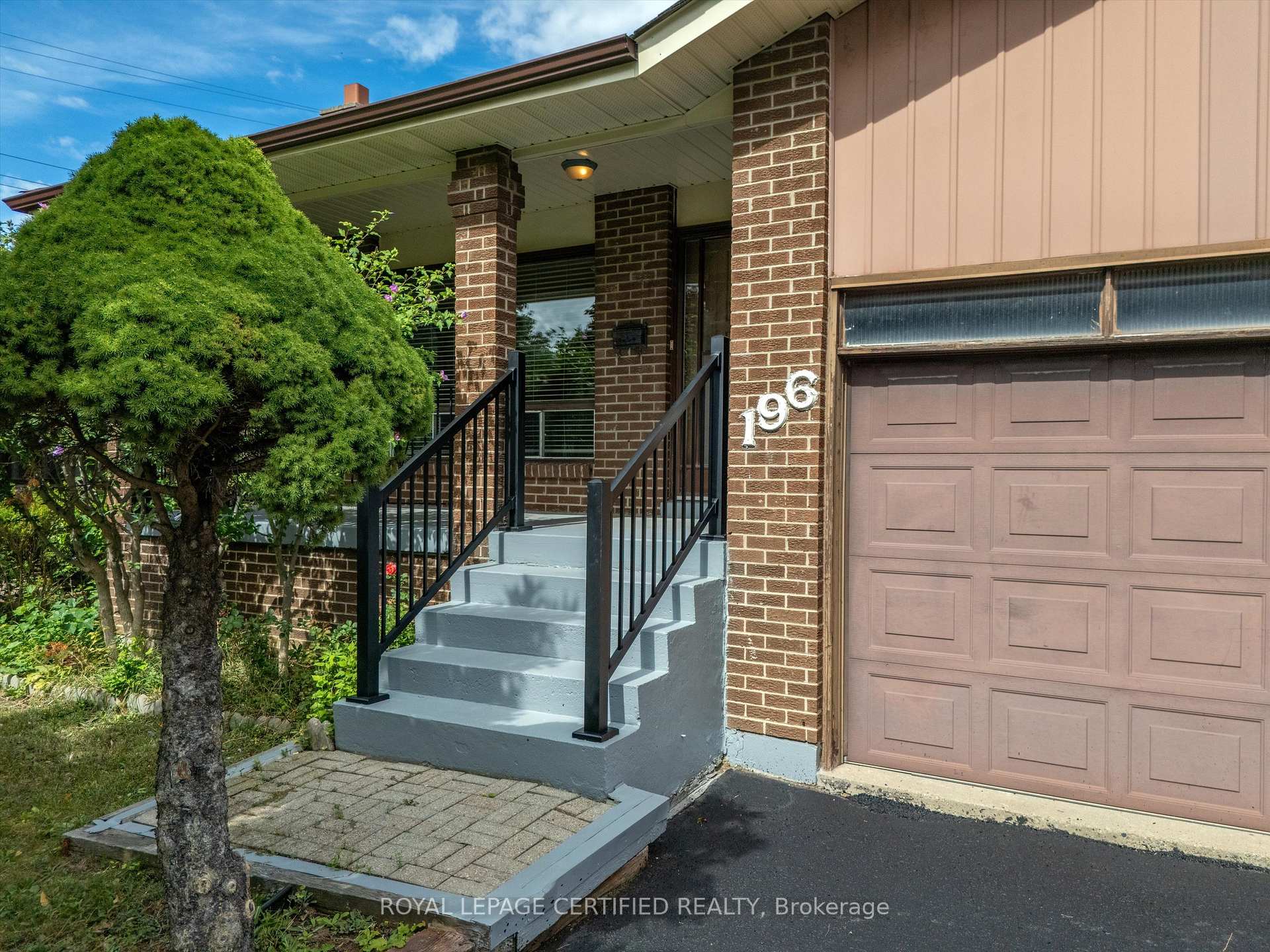 Photo 6 of 196 Mount Olive Drive, Etobicoke, Mount Olive-Silverstone-Jamestown — HOMEH