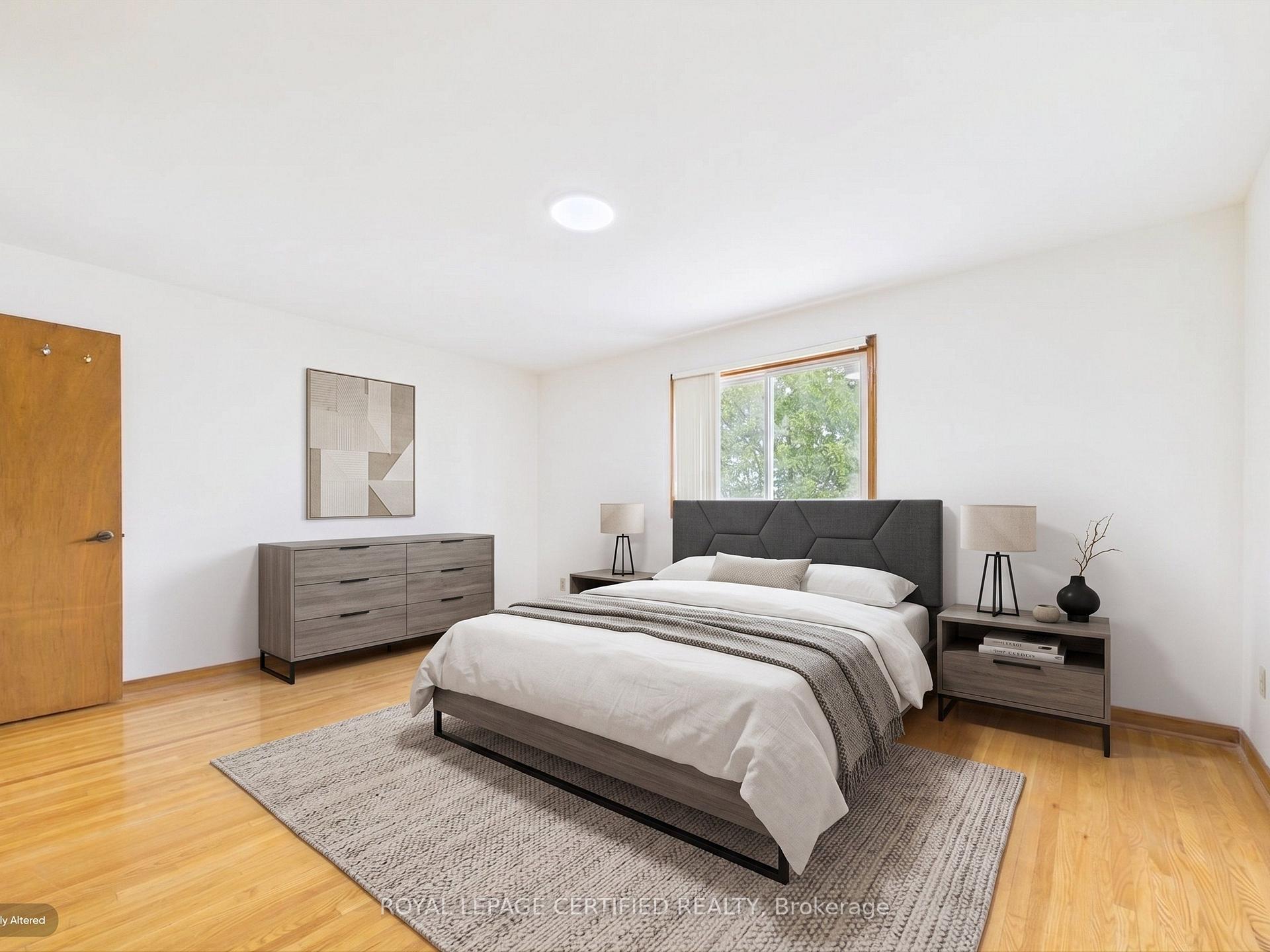 Photo 19 of 196 Mount Olive Drive, Etobicoke, Mount Olive-Silverstone-Jamestown — HOMEH