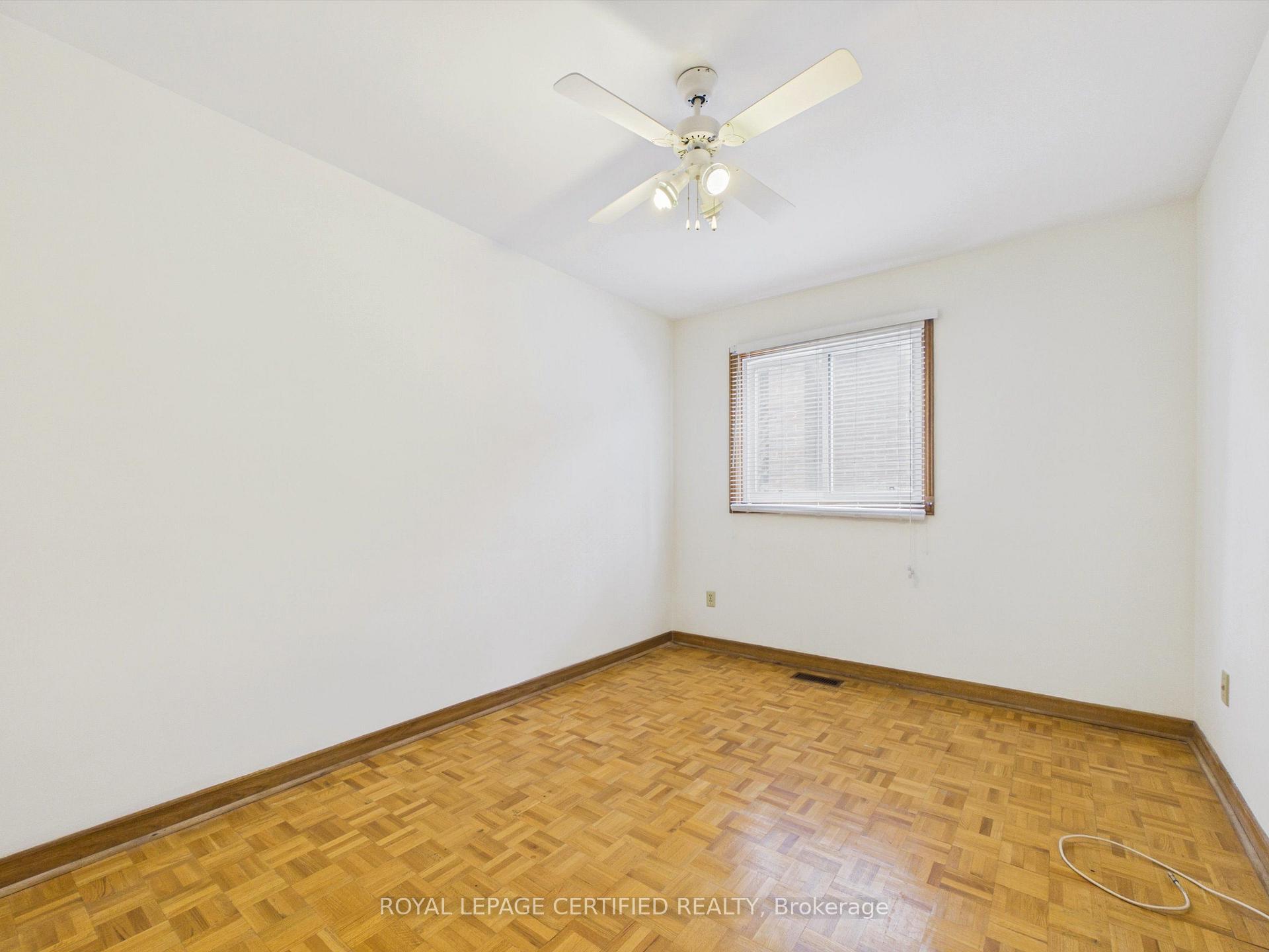 Photo 26 of 196 Mount Olive Drive, Etobicoke, Mount Olive-Silverstone-Jamestown — HOMEH