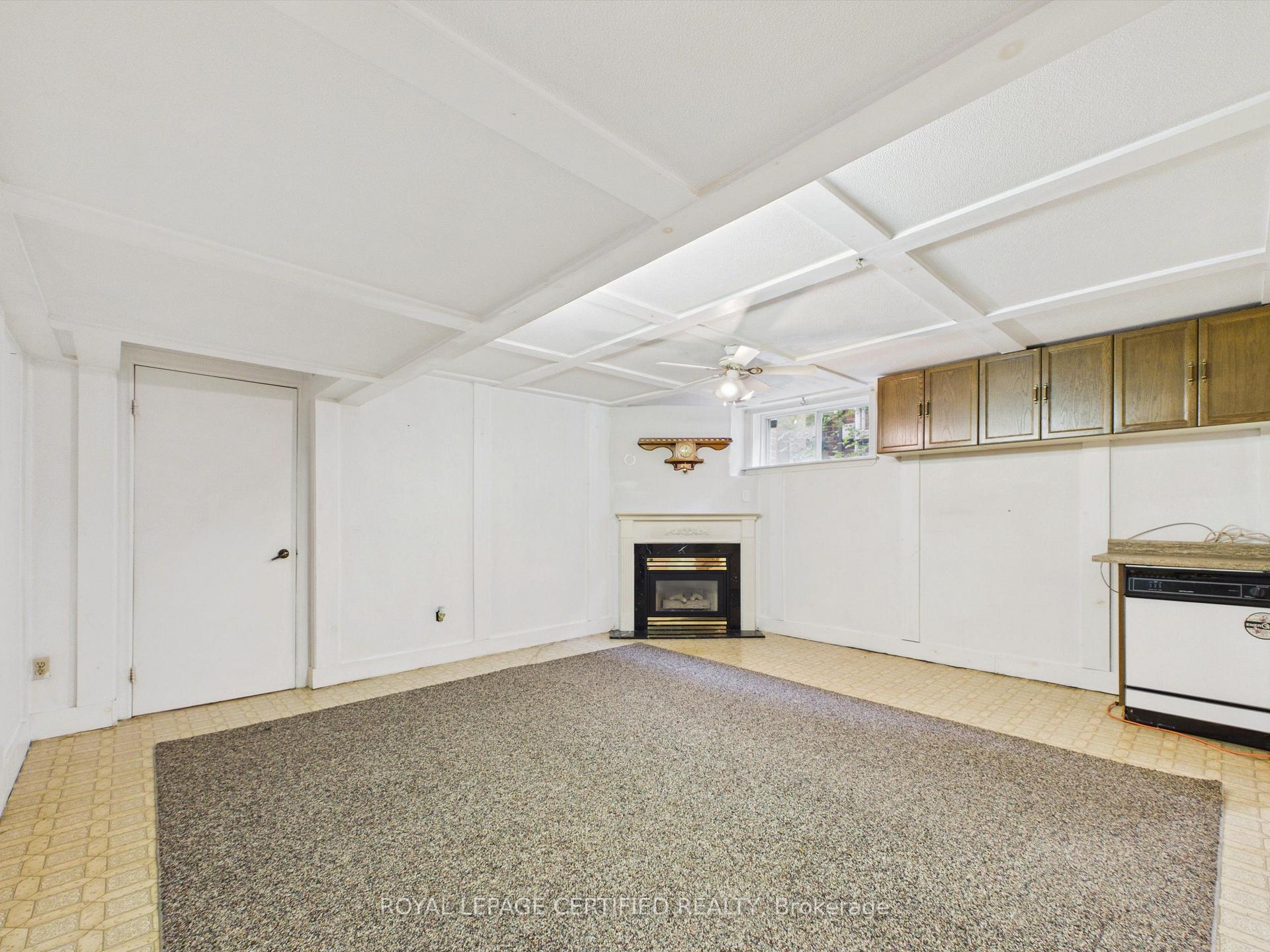 Photo 35 of 196 Mount Olive Drive, Etobicoke, Mount Olive-Silverstone-Jamestown — HOMEH