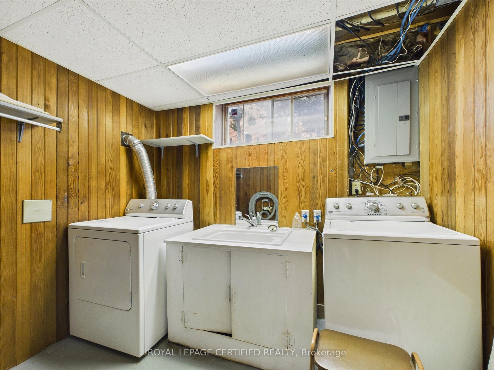 Photo 38 of 196 Mount Olive Drive, Etobicoke, Mount Olive-Silverstone-Jamestown — HOMEH