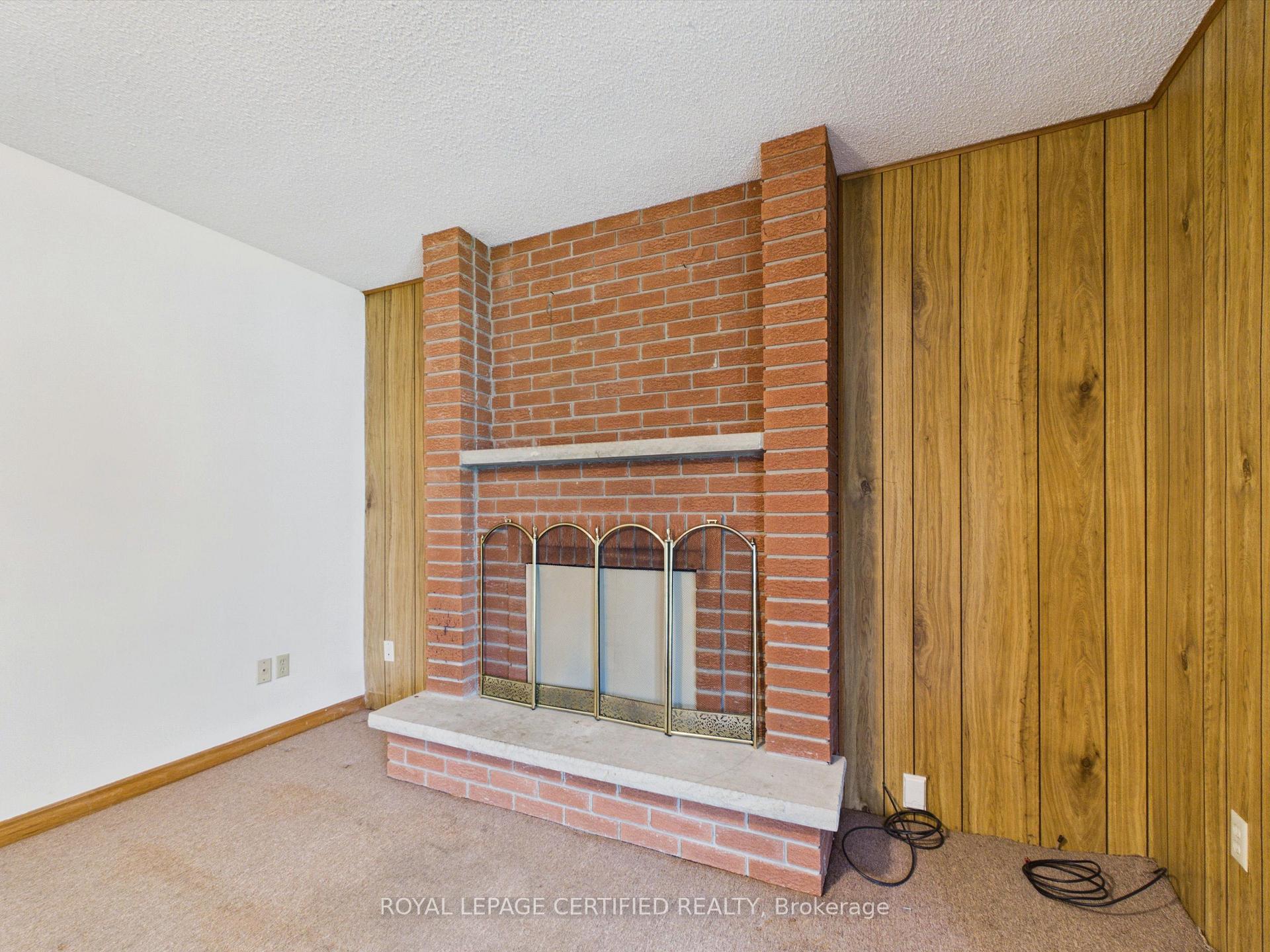 Photo 42 of 196 Mount Olive Drive, Etobicoke, Mount Olive-Silverstone-Jamestown — HOMEH