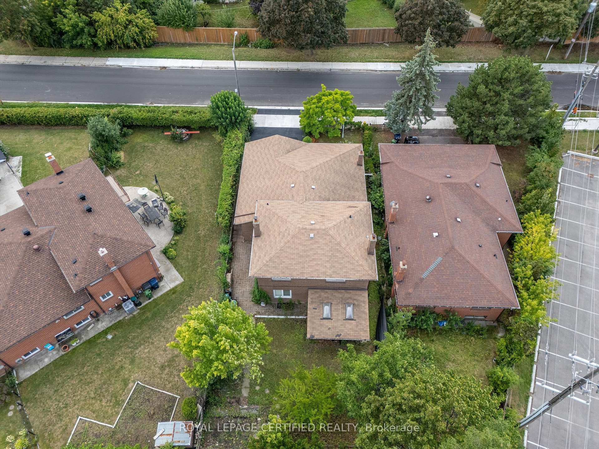 Photo 50 of 196 Mount Olive Drive, Etobicoke, Mount Olive-Silverstone-Jamestown — HOMEH