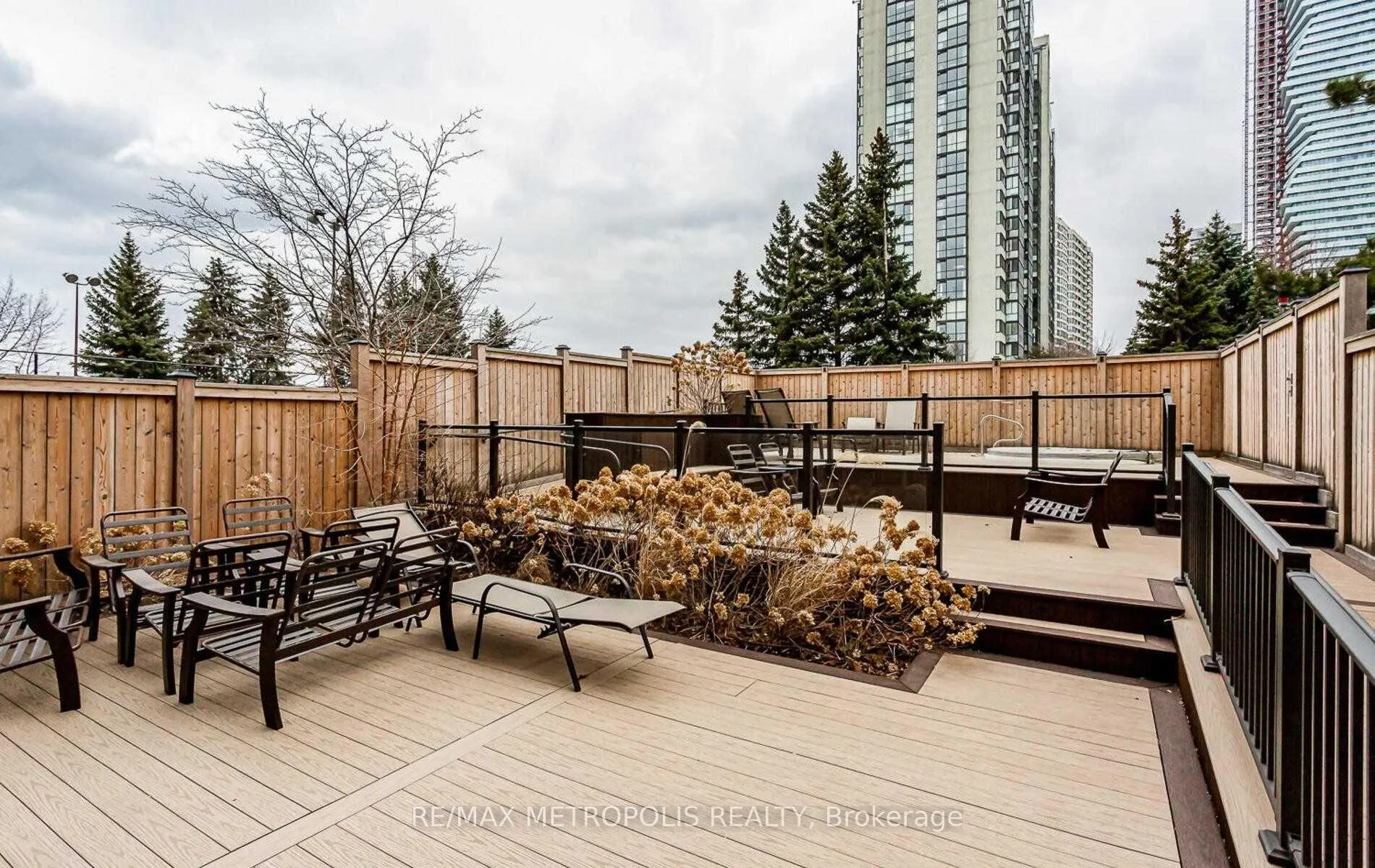 Photo 17 of Unit 210, 300 Webb Drive, Mississauga, City Centre — HOMEH