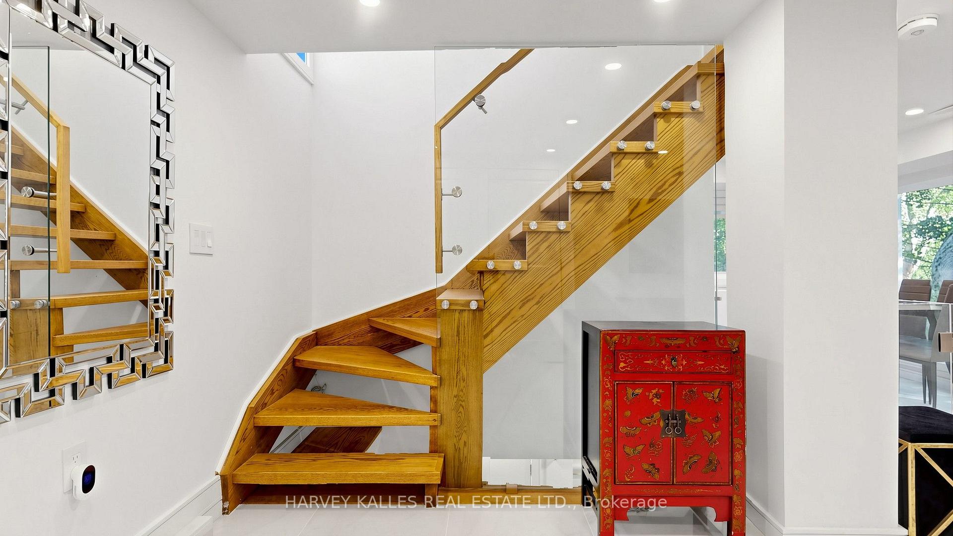 Photo 20 of 23A Donwoods Drive, North York, Bridle Path-Sunnybrook-York Mills — HOMEH