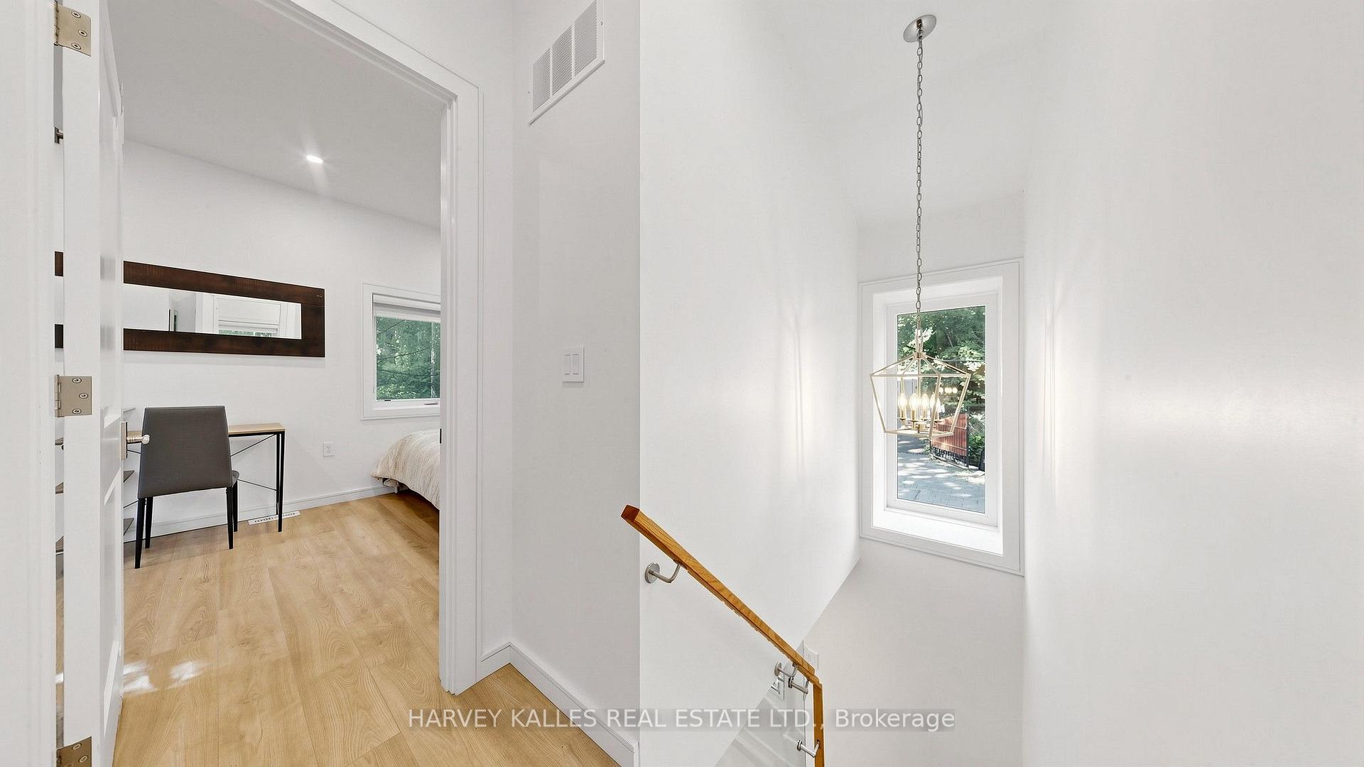 Photo 21 of 23A Donwoods Drive, North York, Bridle Path-Sunnybrook-York Mills — HOMEH
