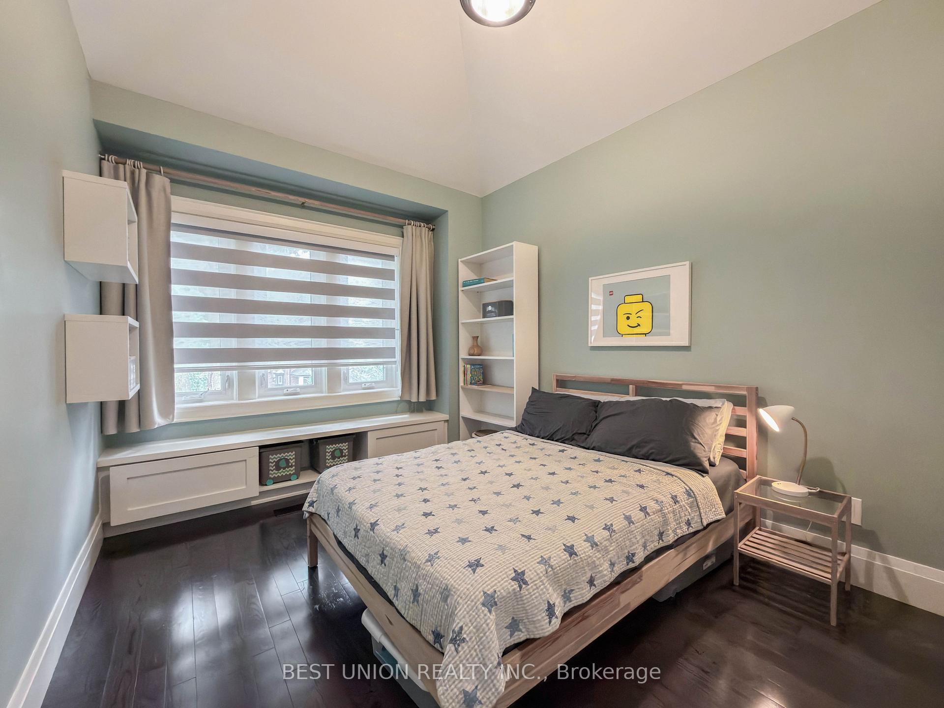 Photo 18 of 34 Maxwell Avenue, Toronto, Yonge-Eglinton — HOMEH