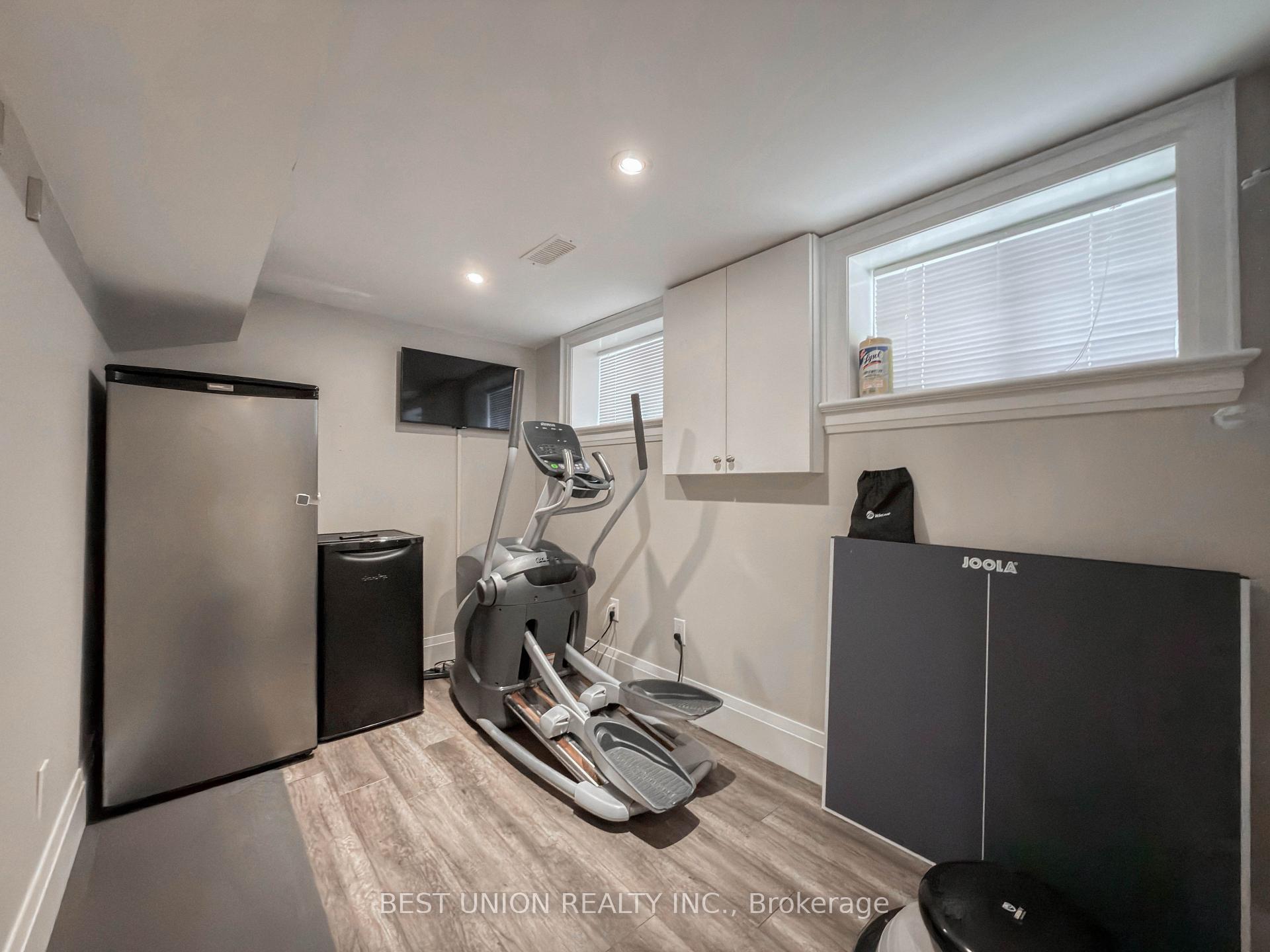 Photo 37 of 34 Maxwell Avenue, Toronto, Yonge-Eglinton — HOMEH