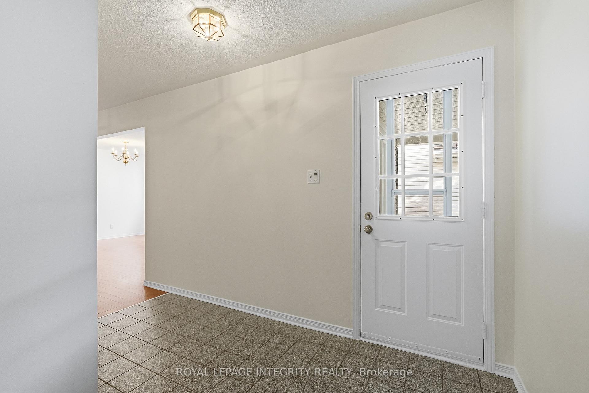 Photo 5 of 6536 Tooney Drive, Ottawa, Orleans/Sunridge — HOMEH