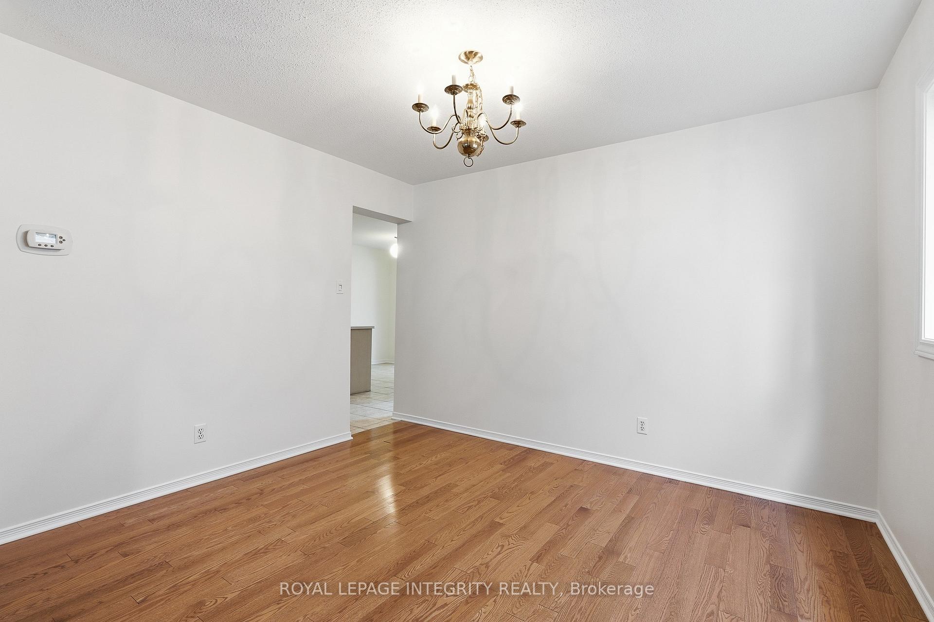 Photo 12 of 6536 Tooney Drive, Ottawa, Orleans/Sunridge — HOMEH