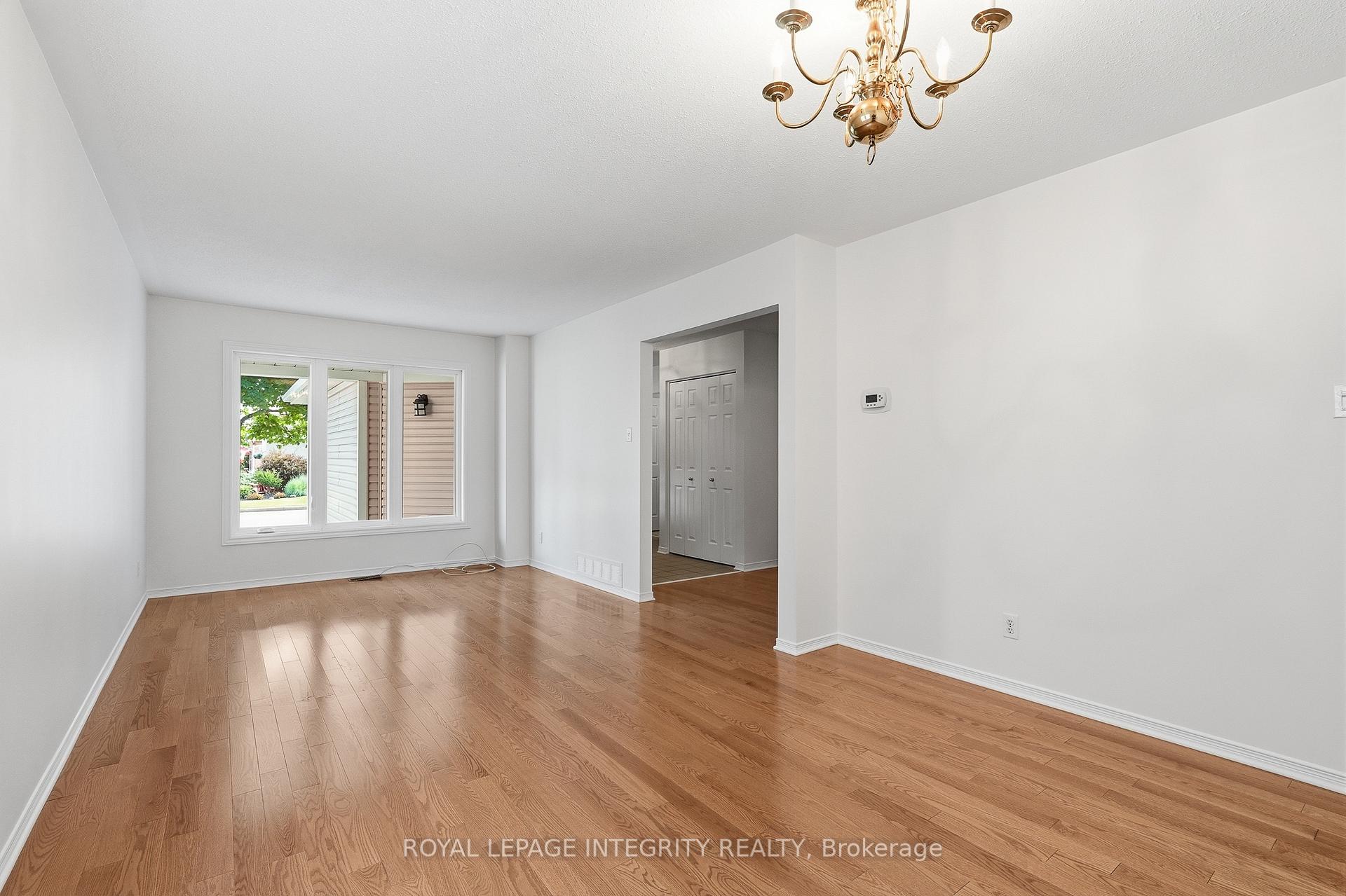 Photo 13 of 6536 Tooney Drive, Ottawa, Orleans/Sunridge — HOMEH
