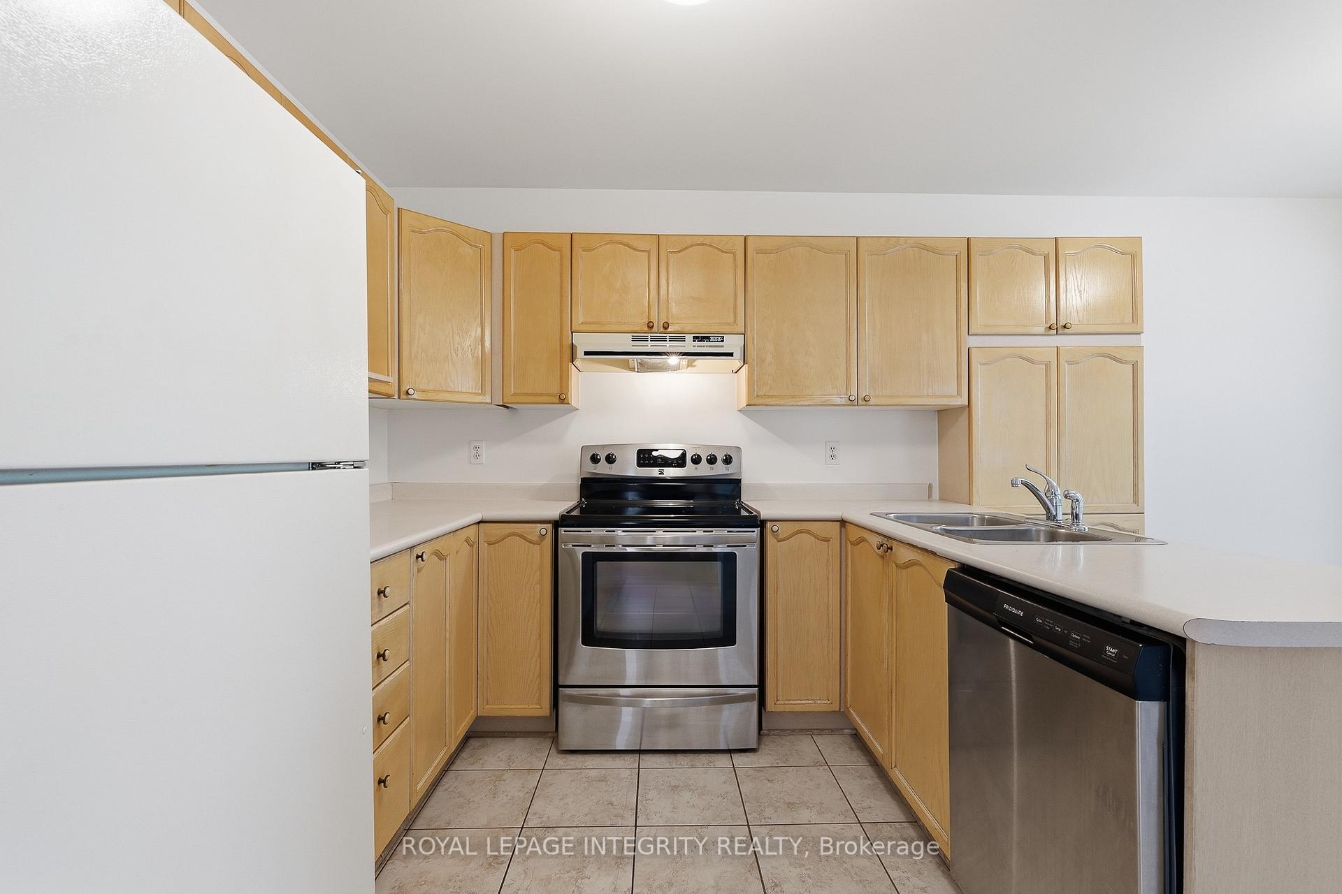 Photo 16 of 6536 Tooney Drive, Ottawa, Orleans/Sunridge — HOMEH