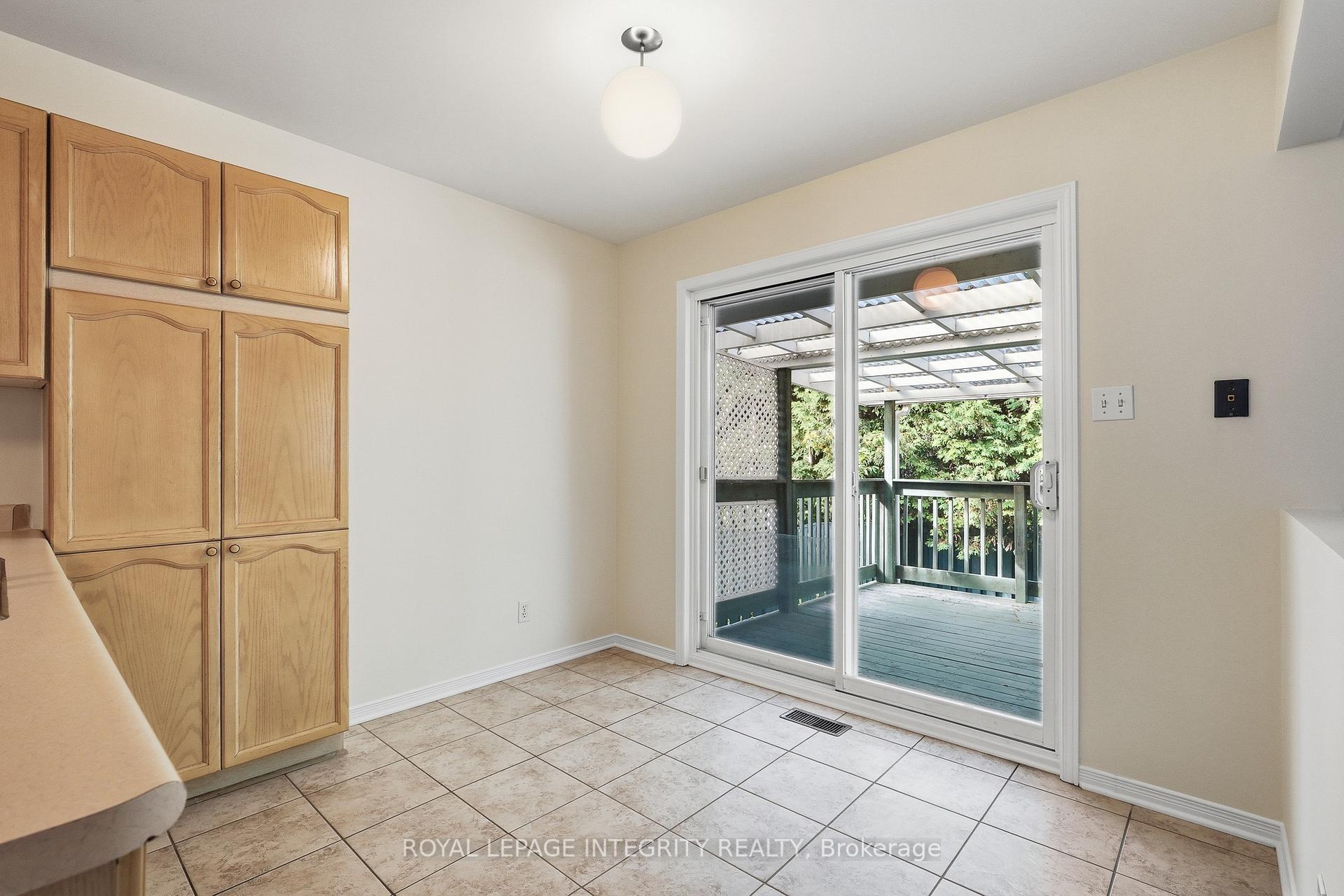 Photo 21 of 6536 Tooney Drive, Ottawa, Orleans/Sunridge — HOMEH
