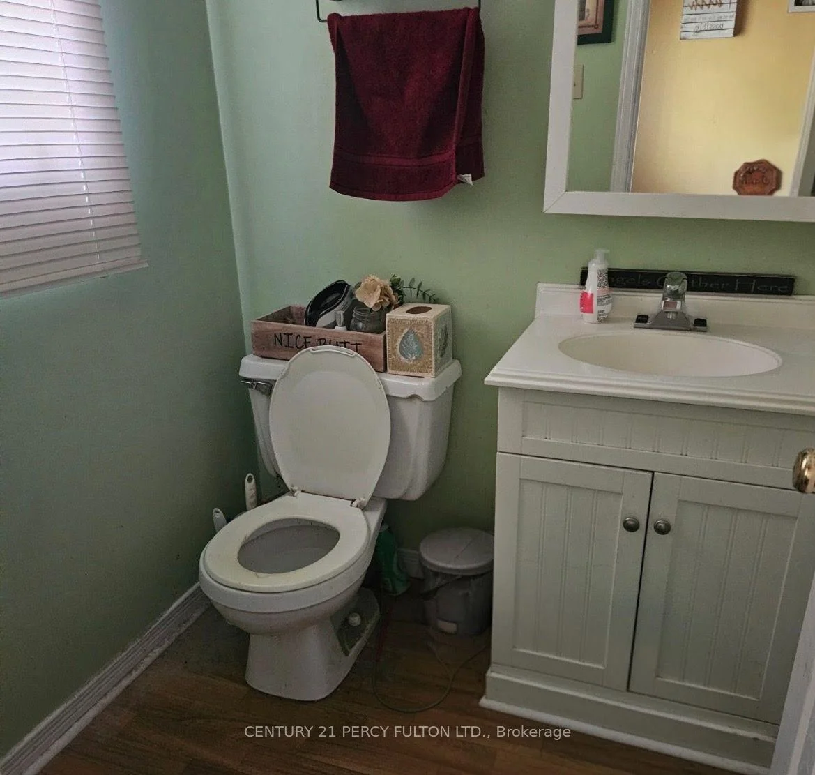 Photo 5 of 261 Mary Anne Drive, Barrie, Painswick North — HOMEH