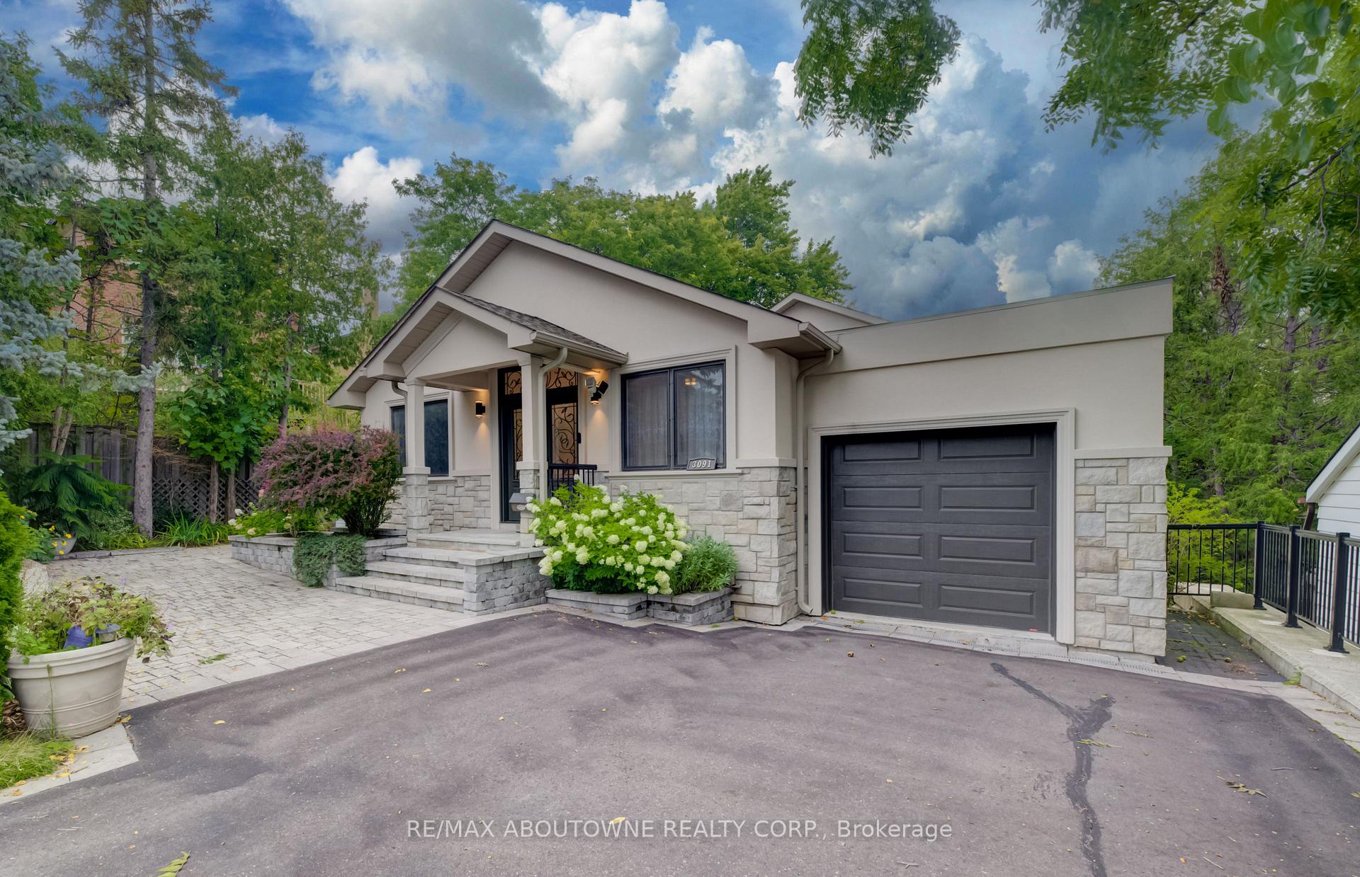 Photo 1 of 3091 Parkerhill Road, Mississauga, Cooksville — HOMEH