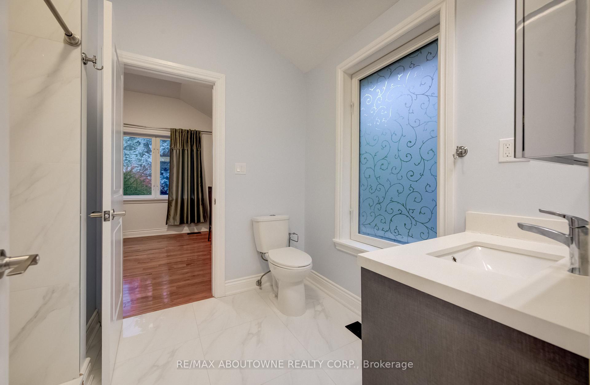 Photo 9 of 3091 Parkerhill Road, Mississauga, Cooksville — HOMEH