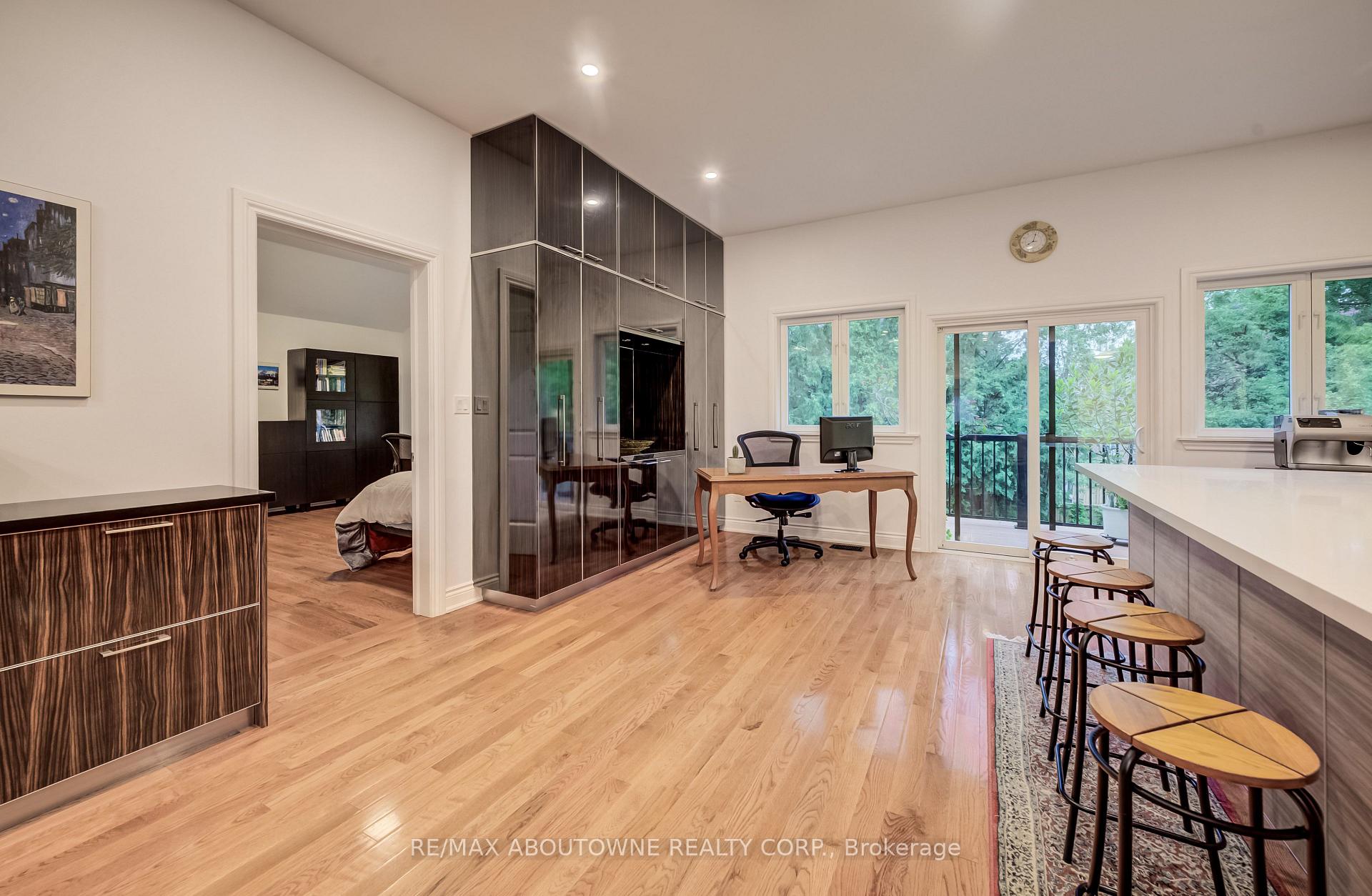 Photo 15 of 3091 Parkerhill Road, Mississauga, Cooksville — HOMEH
