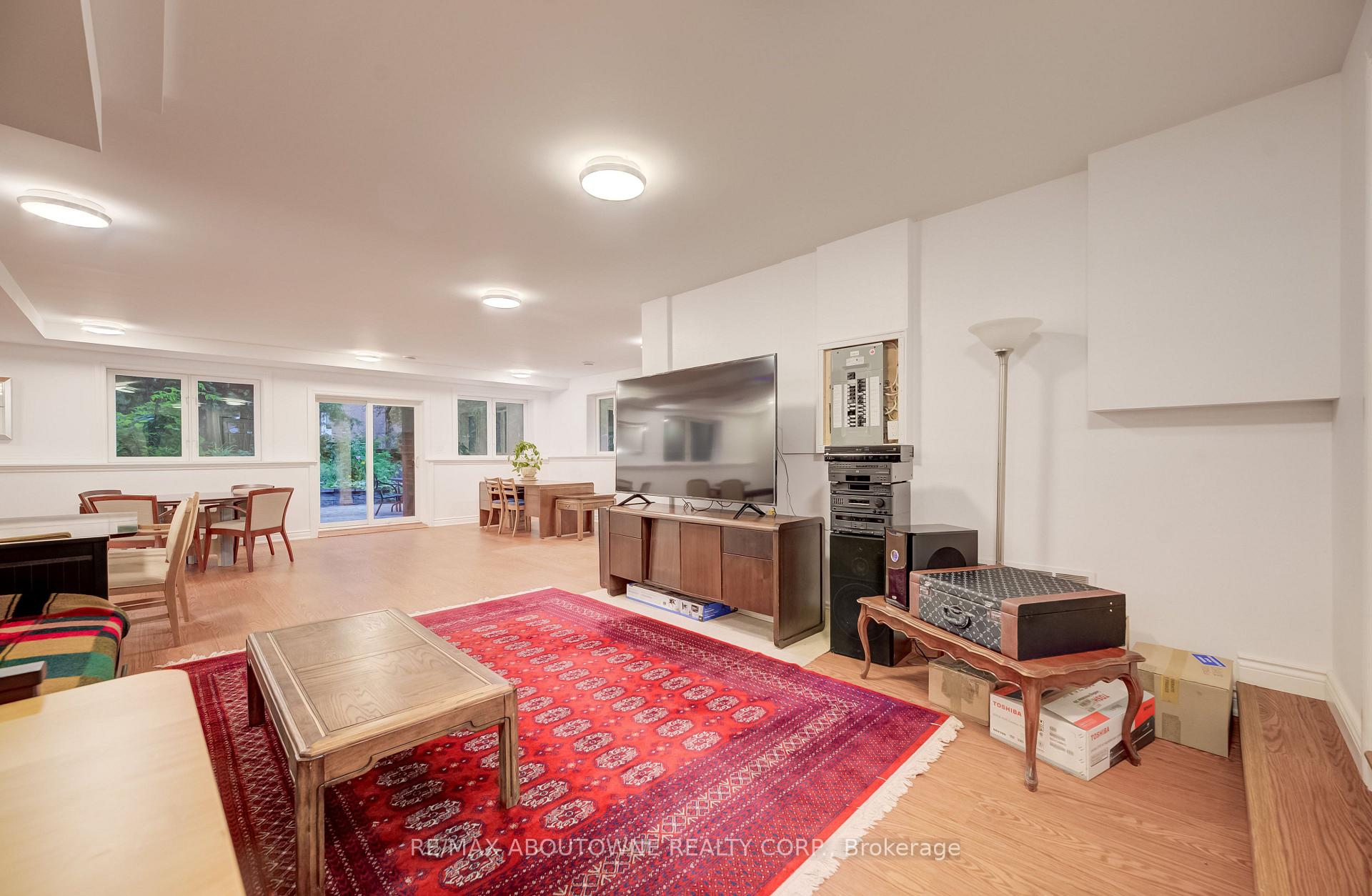 Photo 35 of 3091 Parkerhill Road, Mississauga, Cooksville — HOMEH