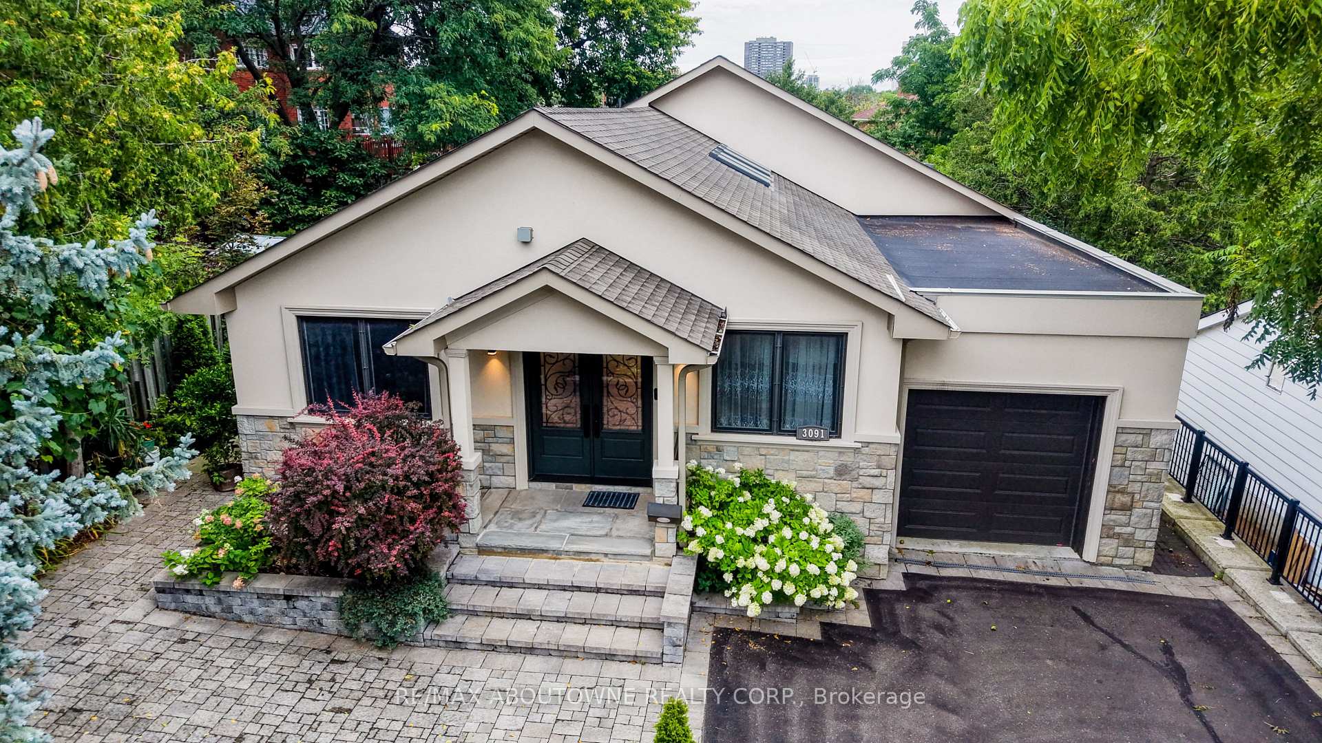 Photo 43 of 3091 Parkerhill Road, Mississauga, Cooksville — HOMEH