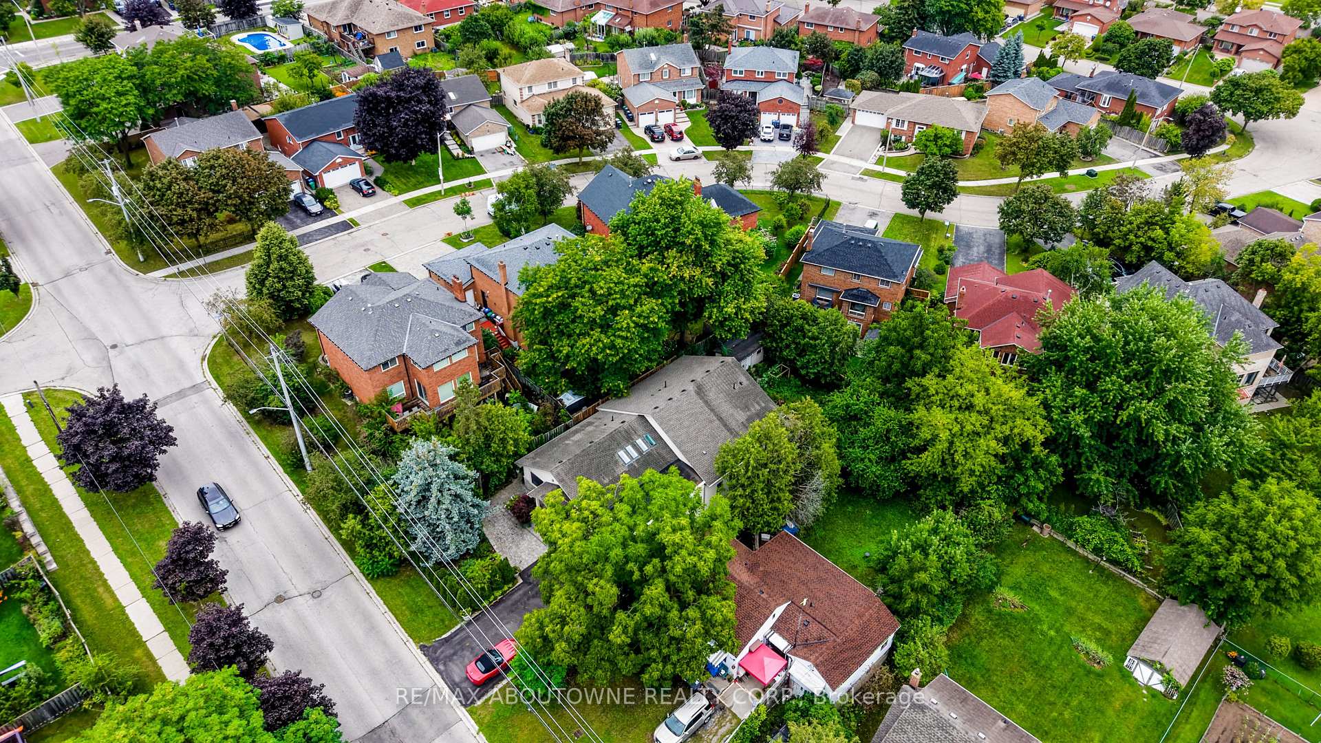 Photo 45 of 3091 Parkerhill Road, Mississauga, Cooksville — HOMEH
