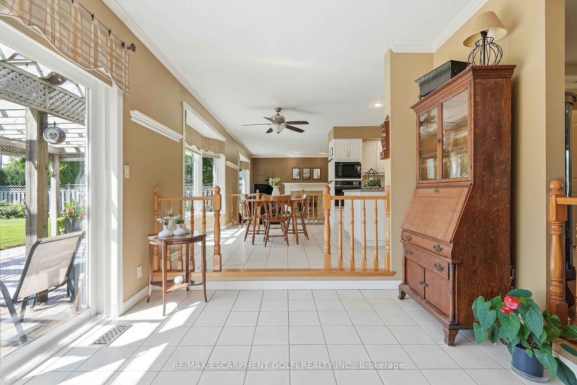 Photo 11 of 40 Dalemere Crescent, St. Catharines, Martindale Pond — HOMEH