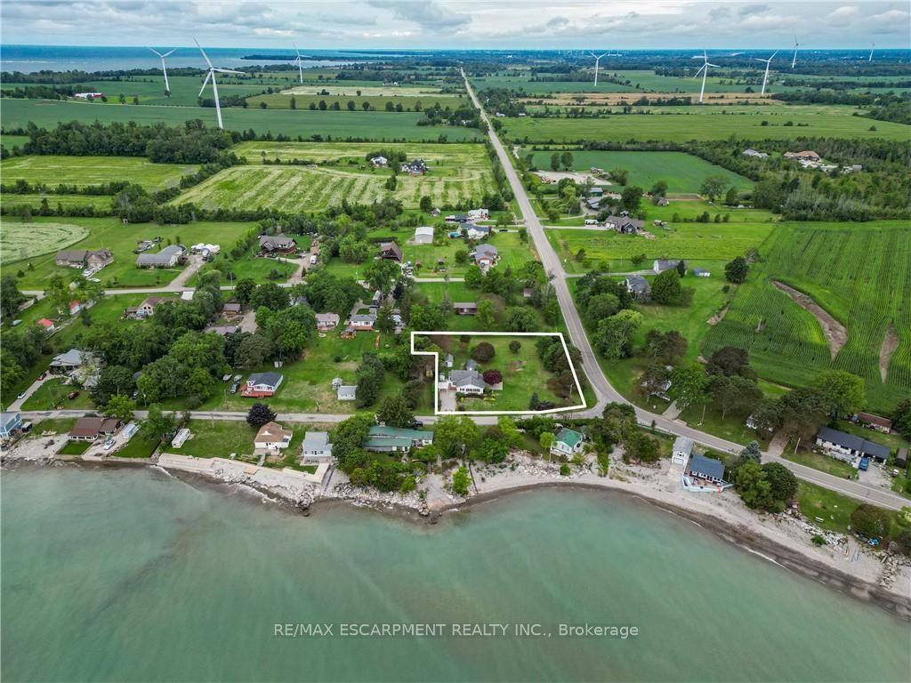 Photo 3 of 6 Mohawk Point Road, Haldimand, Dunnville — HOMEH