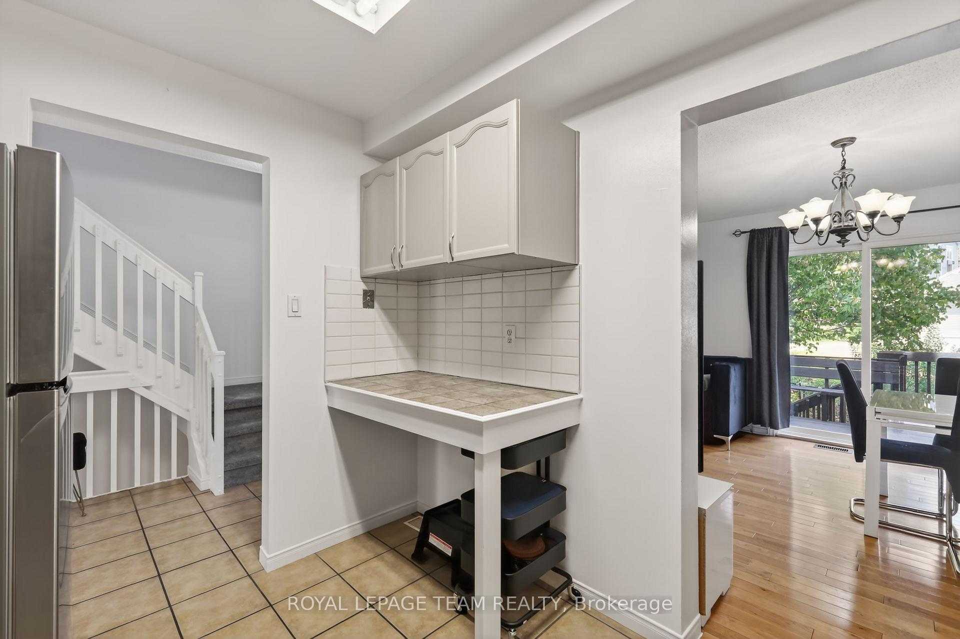 Photo 9 of 4 Mill Hill Road, Ottawa, Westcliffe Estates — HOMEH