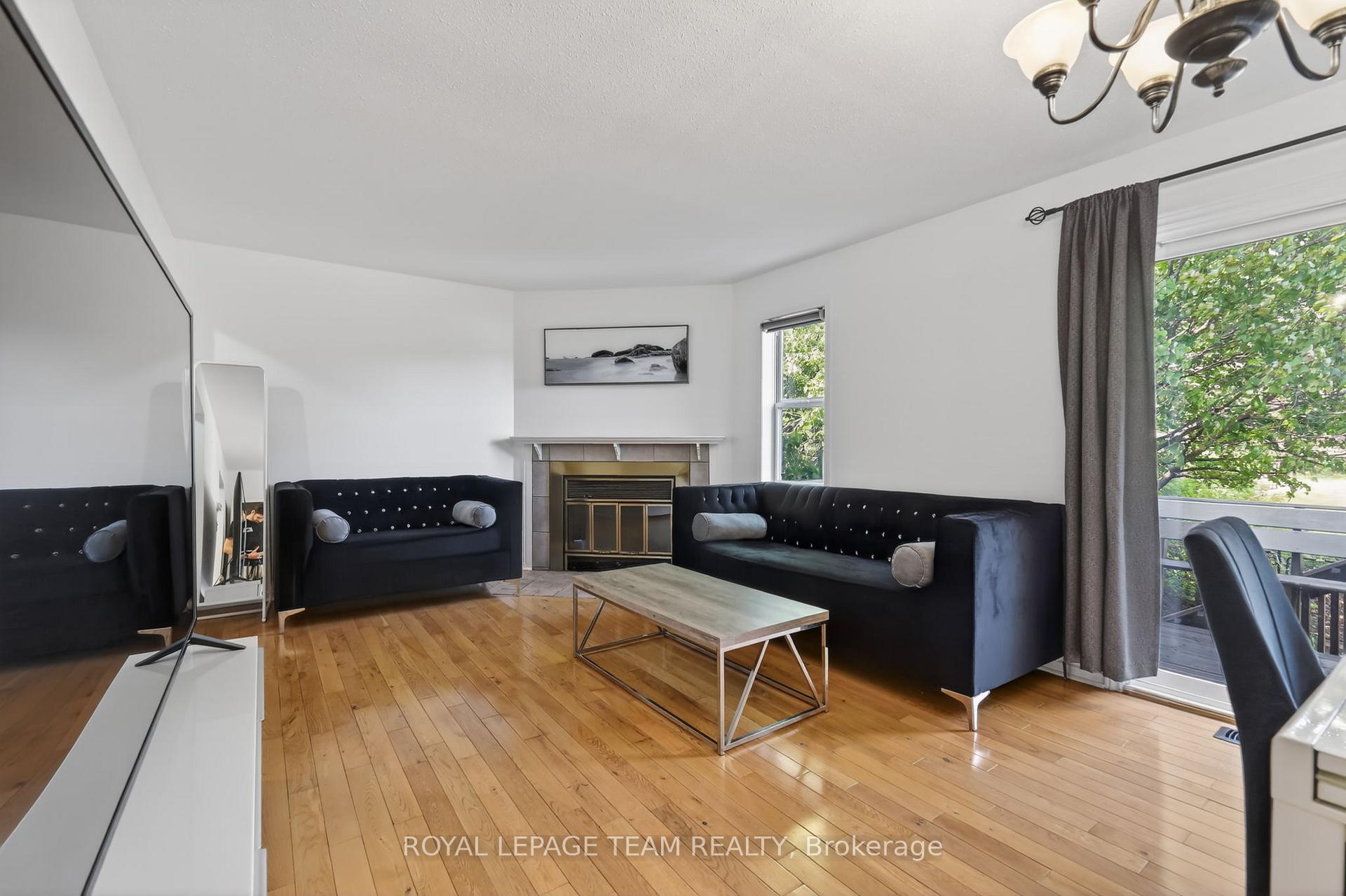 Photo 11 of 4 Mill Hill Road, Ottawa, Westcliffe Estates — HOMEH