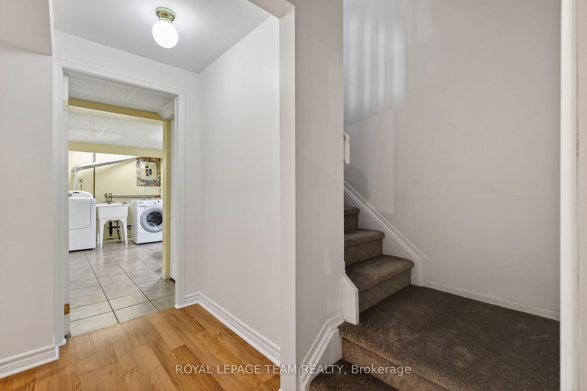 Photo 26 of 4 Mill Hill Road, Ottawa, Westcliffe Estates — HOMEH