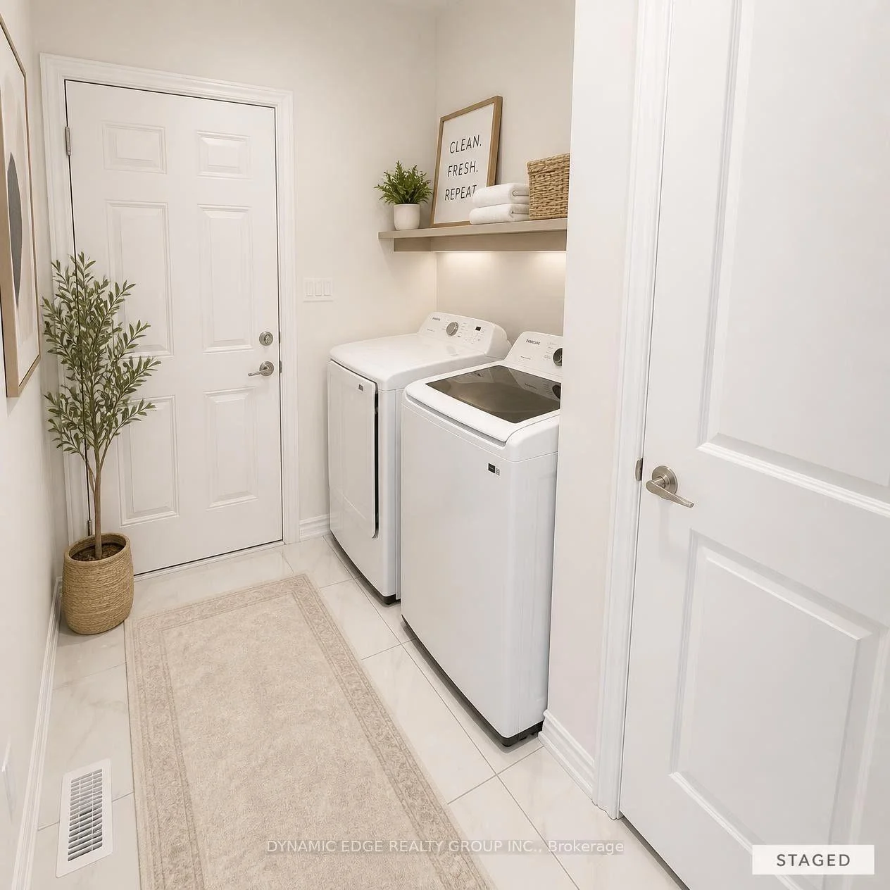 Photo 20 of 139 Henshaw Drive, Erin — HOMEH