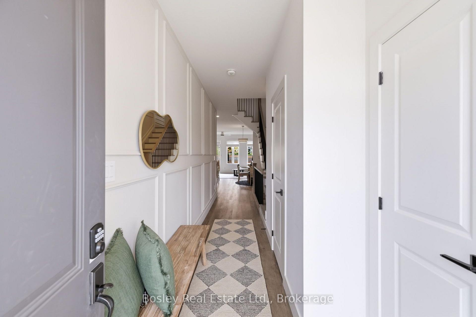 Photo 3 of 171 Sugar Maple Street, Blue Mountains — HOMEH