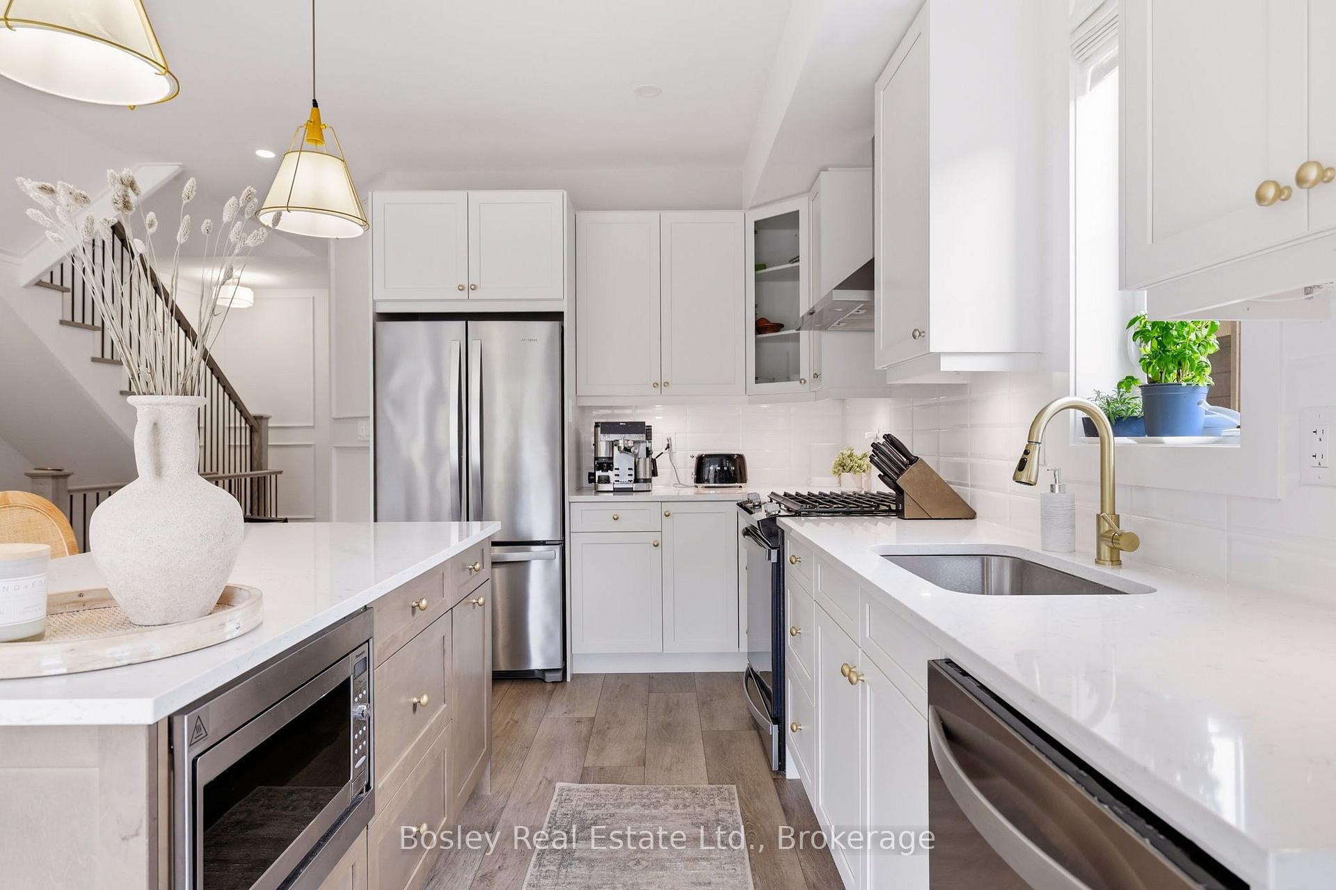Photo 16 of 171 Sugar Maple Street, Blue Mountains — HOMEH
