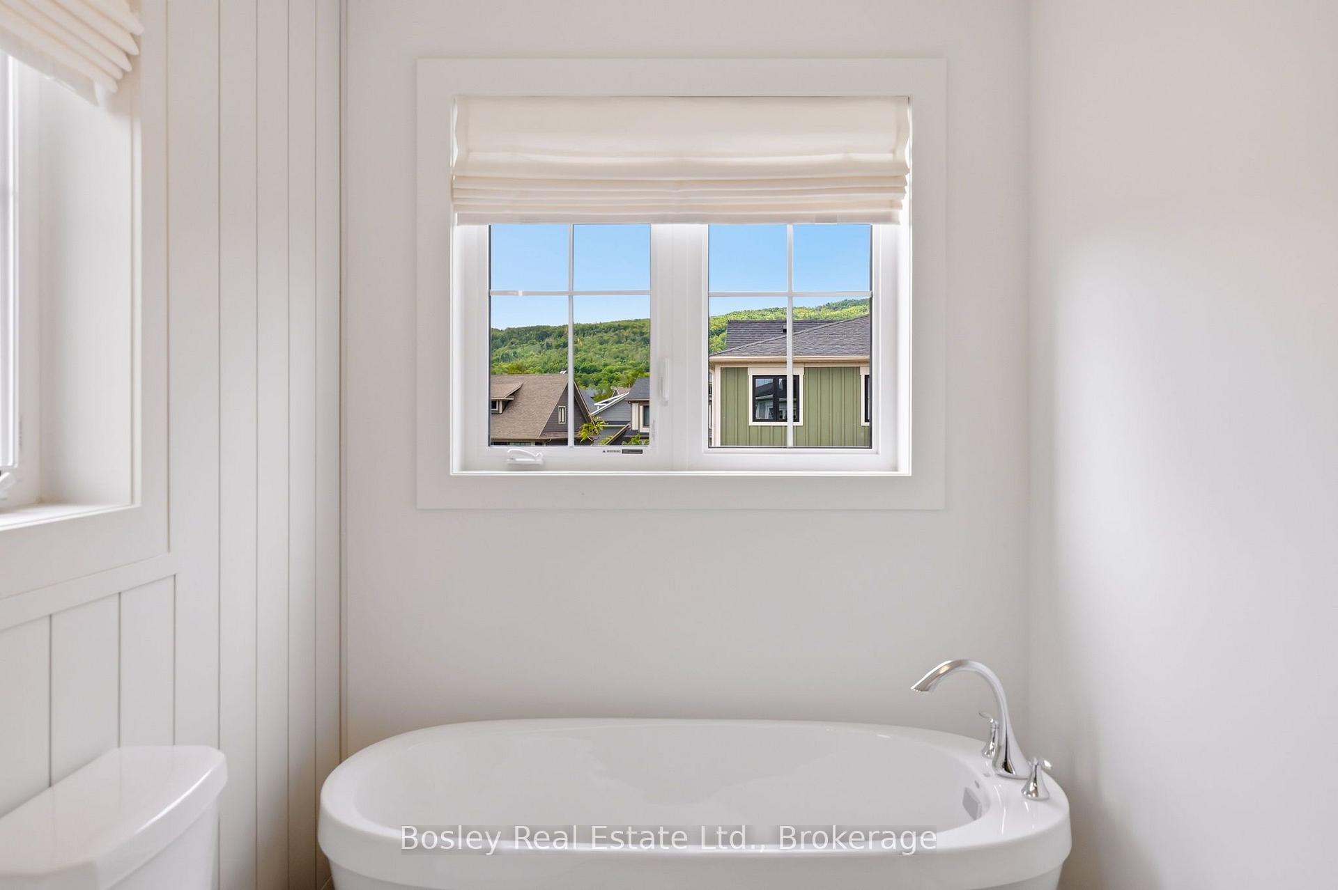 Photo 25 of 171 Sugar Maple Street, Blue Mountains — HOMEH
