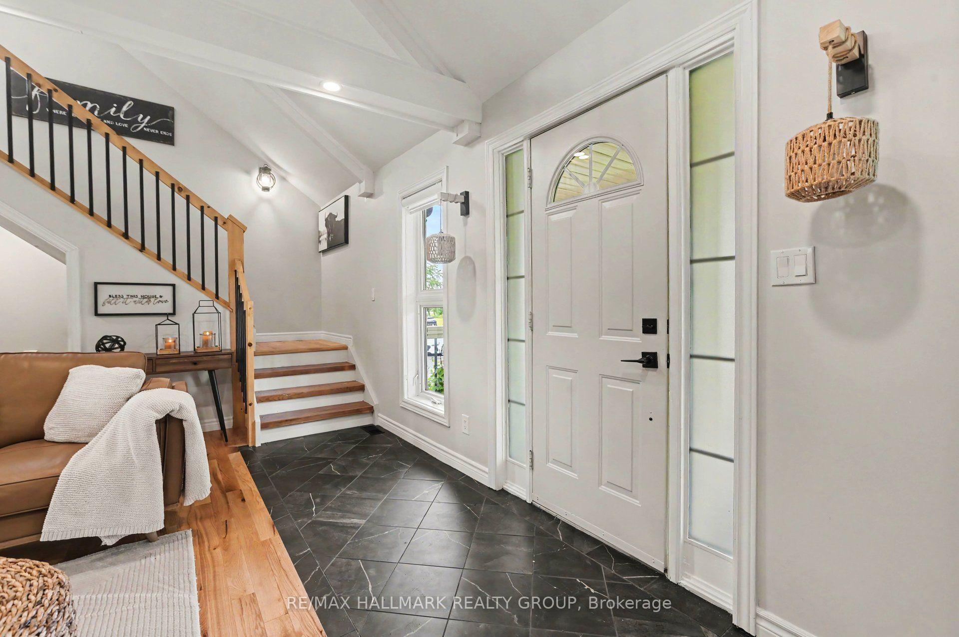 Photo 6 of 908 County 18 Road, North Grenville, North Grenville Twp (Kemptville South) — HOMEH