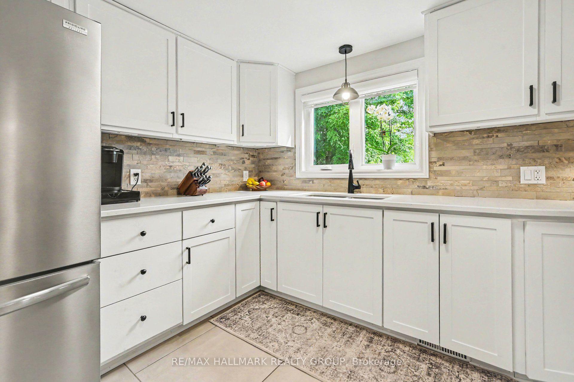 Photo 12 of 908 County 18 Road, North Grenville, North Grenville Twp (Kemptville South) — HOMEH