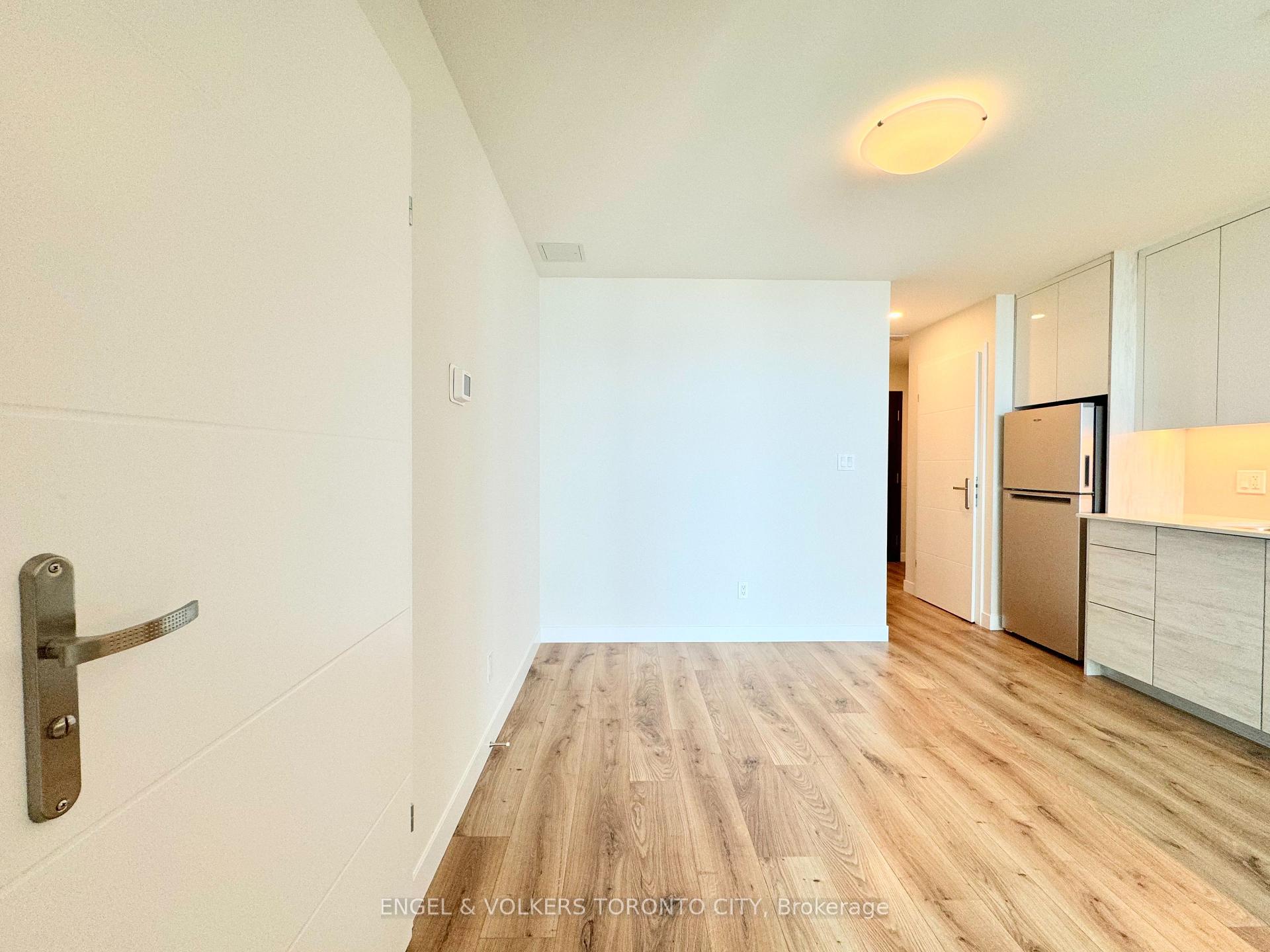 Photo 9 of Unit 2605, 60 Frederick Street, Kitchener, Civic Centre — HOMEH