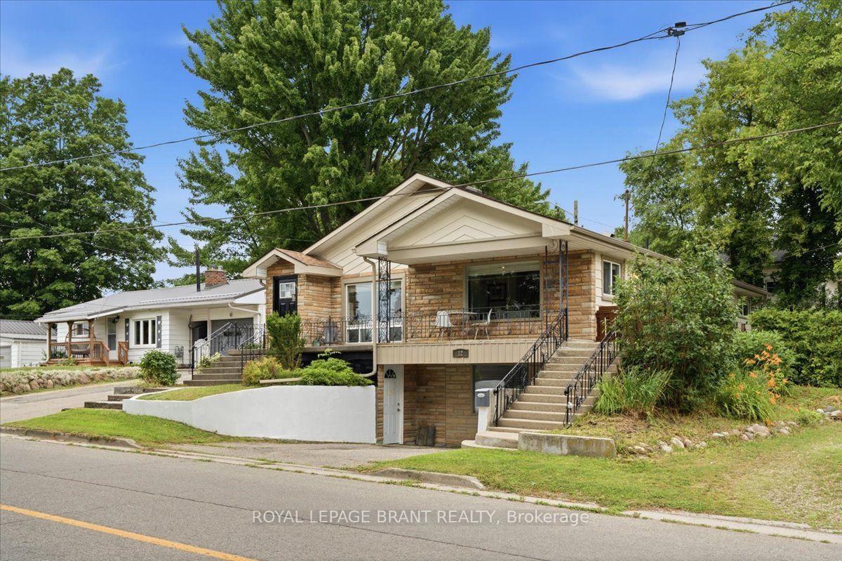 Photo 2 of 12 Tillson Street, Tillsonburg — HOMEH