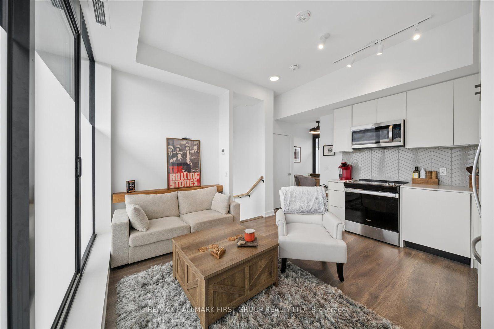 Photo 10 of Unit 423, 1612 Charles Street, Whitby, Port Whitby — HOMEH